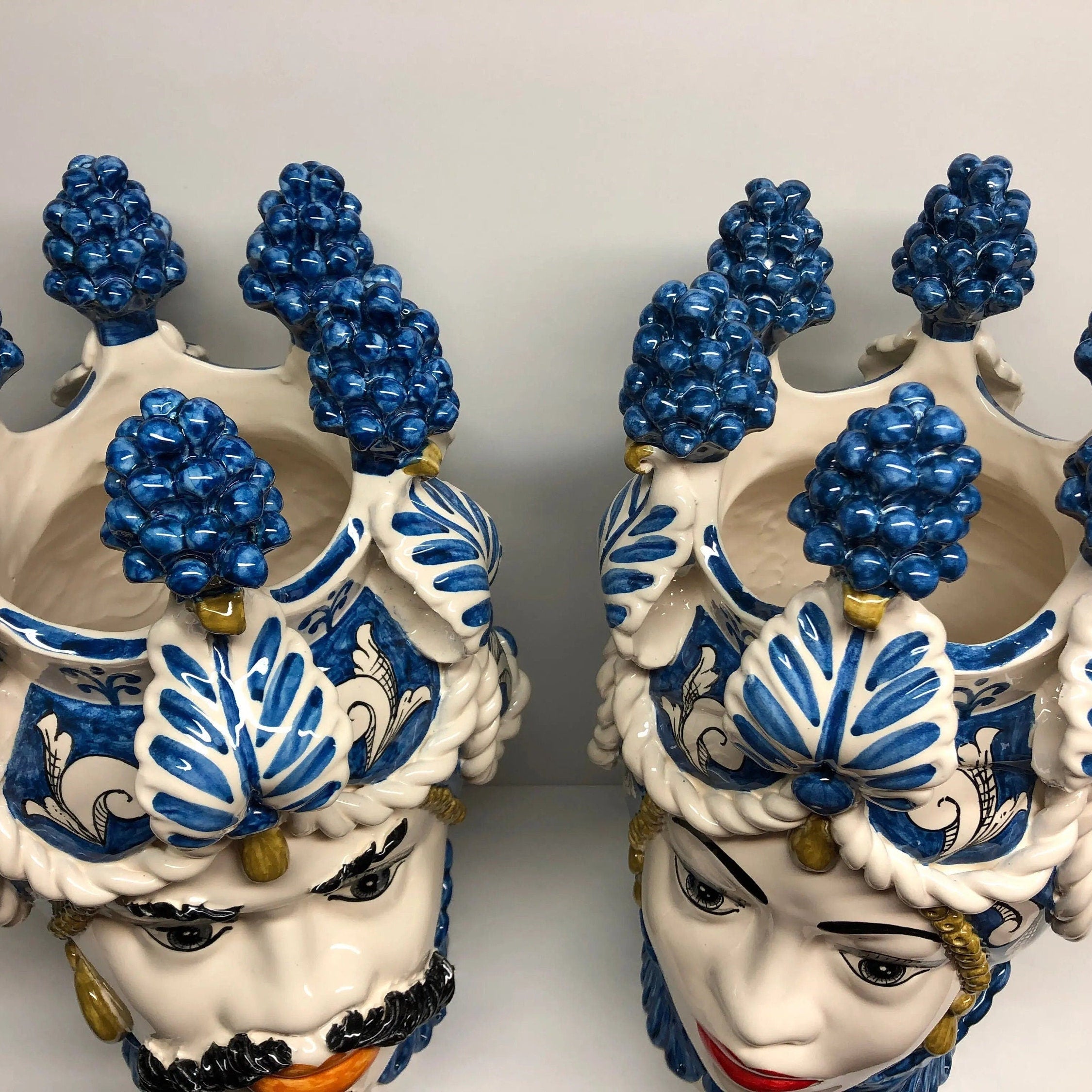 Teste di Moro Zefiro Corona Pigne Ceramica Caltagirone cm H.48 L.28 Artigianale Blu DD CERAMICHE SICILIANE