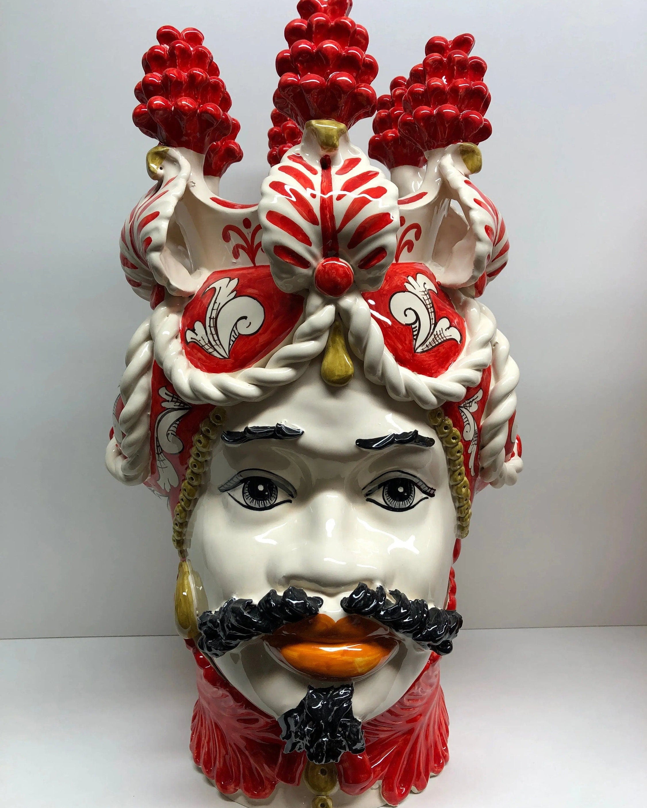 Teste di Moro Zefiro Corona Pigne Ceramica Caltagirone cm H.48 L.28 Artigianale Rosso DD CERAMICHE SICILIANE