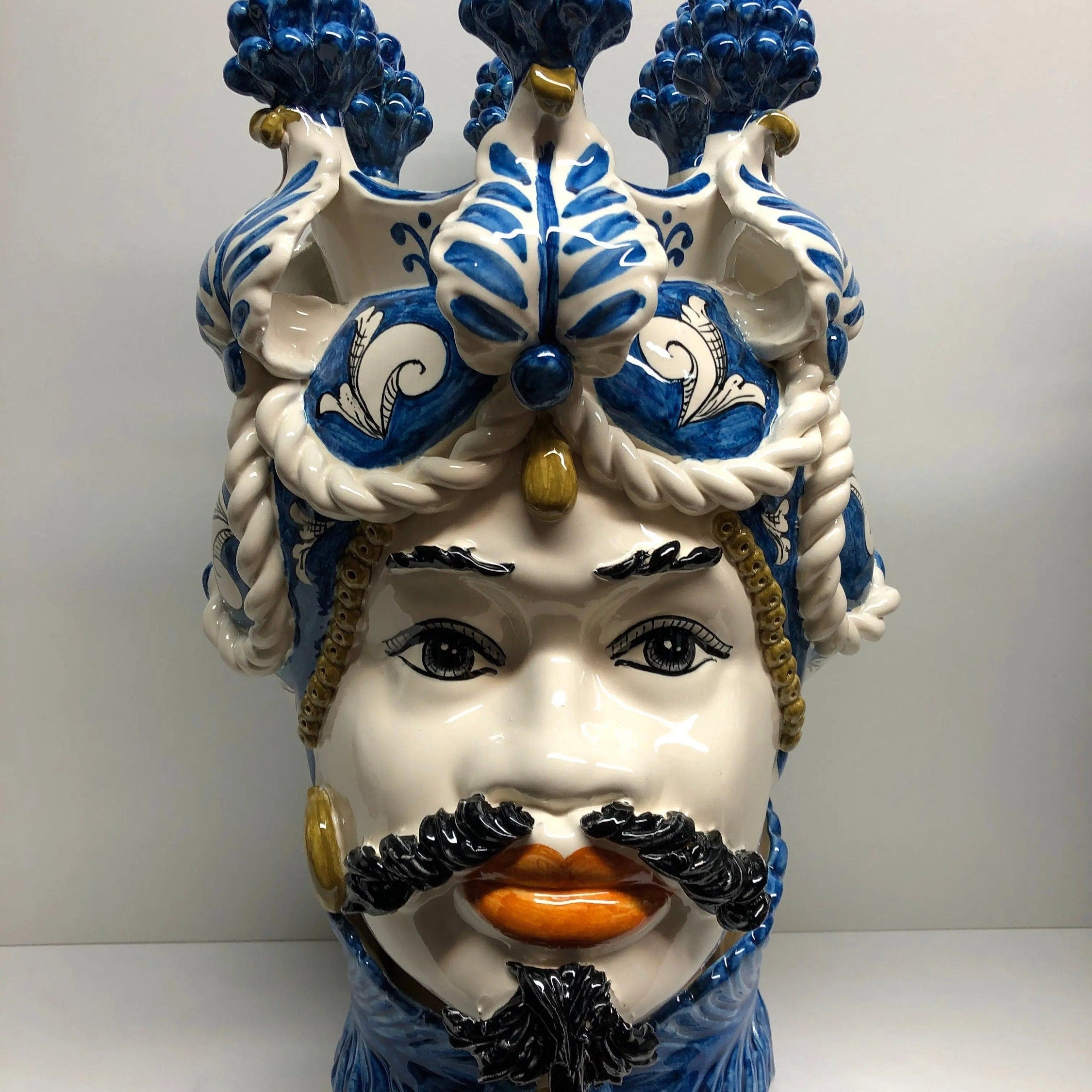 Teste di Moro Zefiro Corona Pigne Ceramica Caltagirone cm H.48 L.28 Artigianale Blu DD CERAMICHE SICILIANE