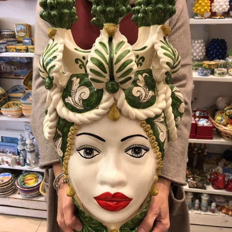 Teste di Moro Zefiro Corona Pigne Ceramica Caltagirone cm H.48 L.28 Artigianale Verde DD CERAMICHE SICILIANE