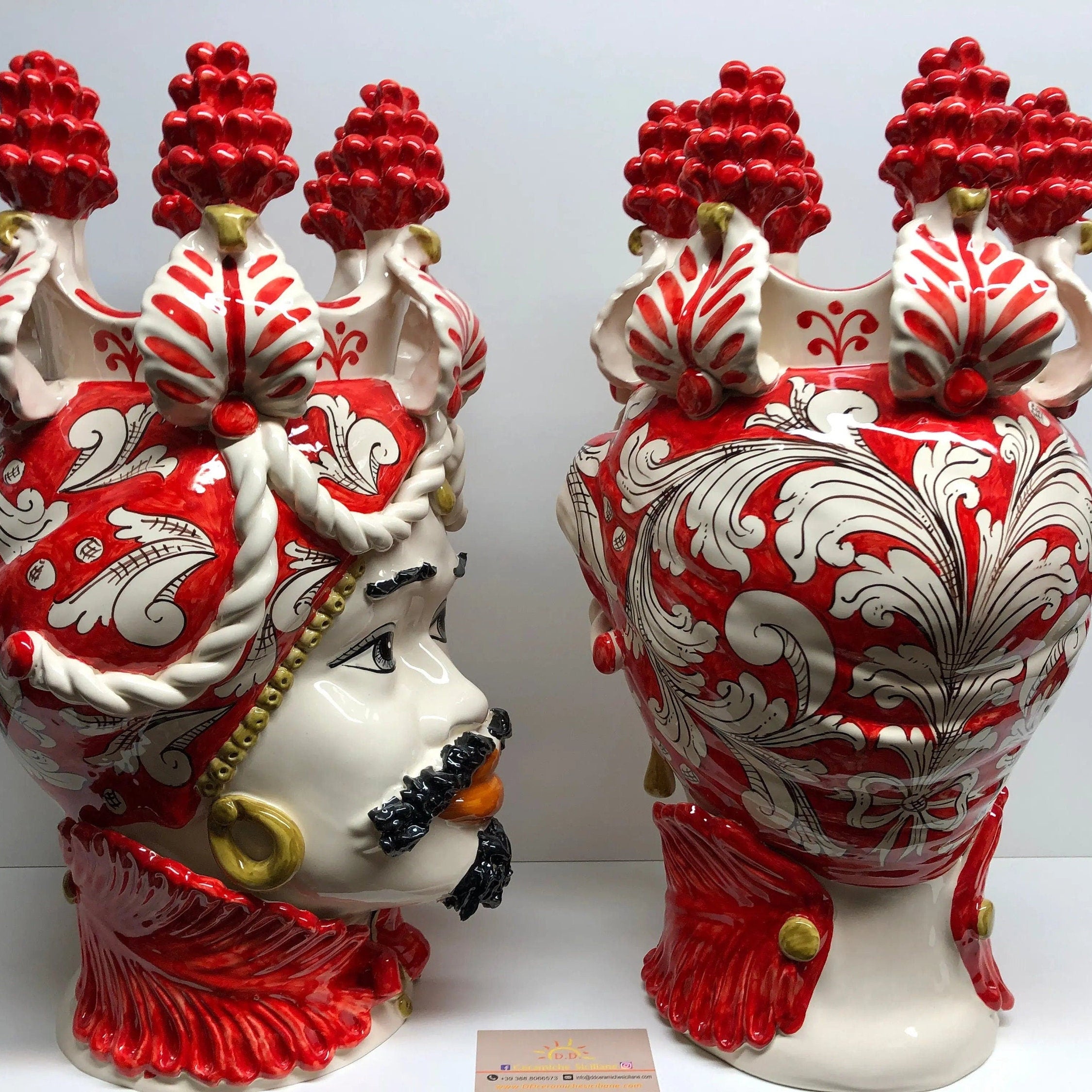 Teste di Moro Zefiro Corona Pigne Ceramica Caltagirone cm H.48 L.28 Artigianale Rosso DD CERAMICHE SICILIANE