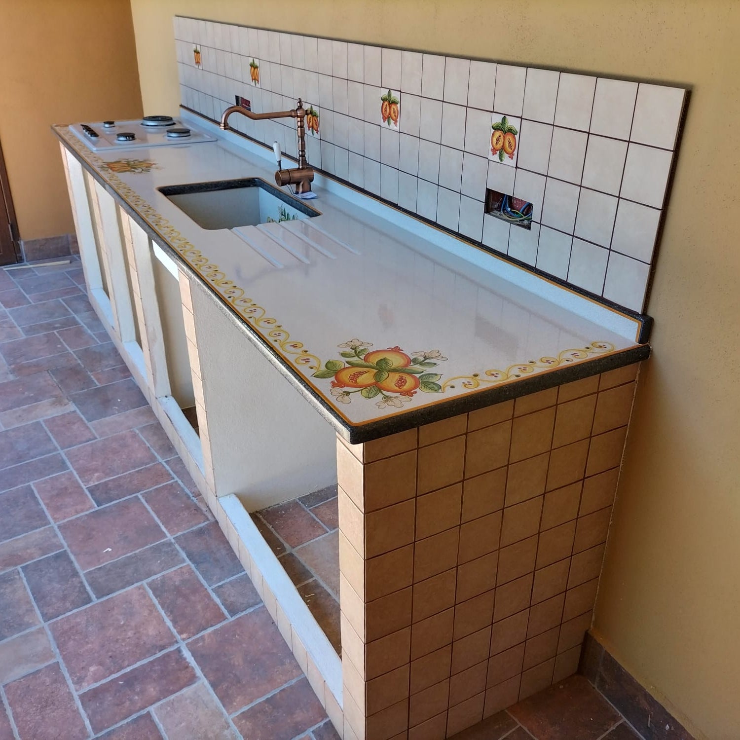 Top per Cucina Pietra Lavica Decoro Melograno 2 - TOP PIETRA LAVICA