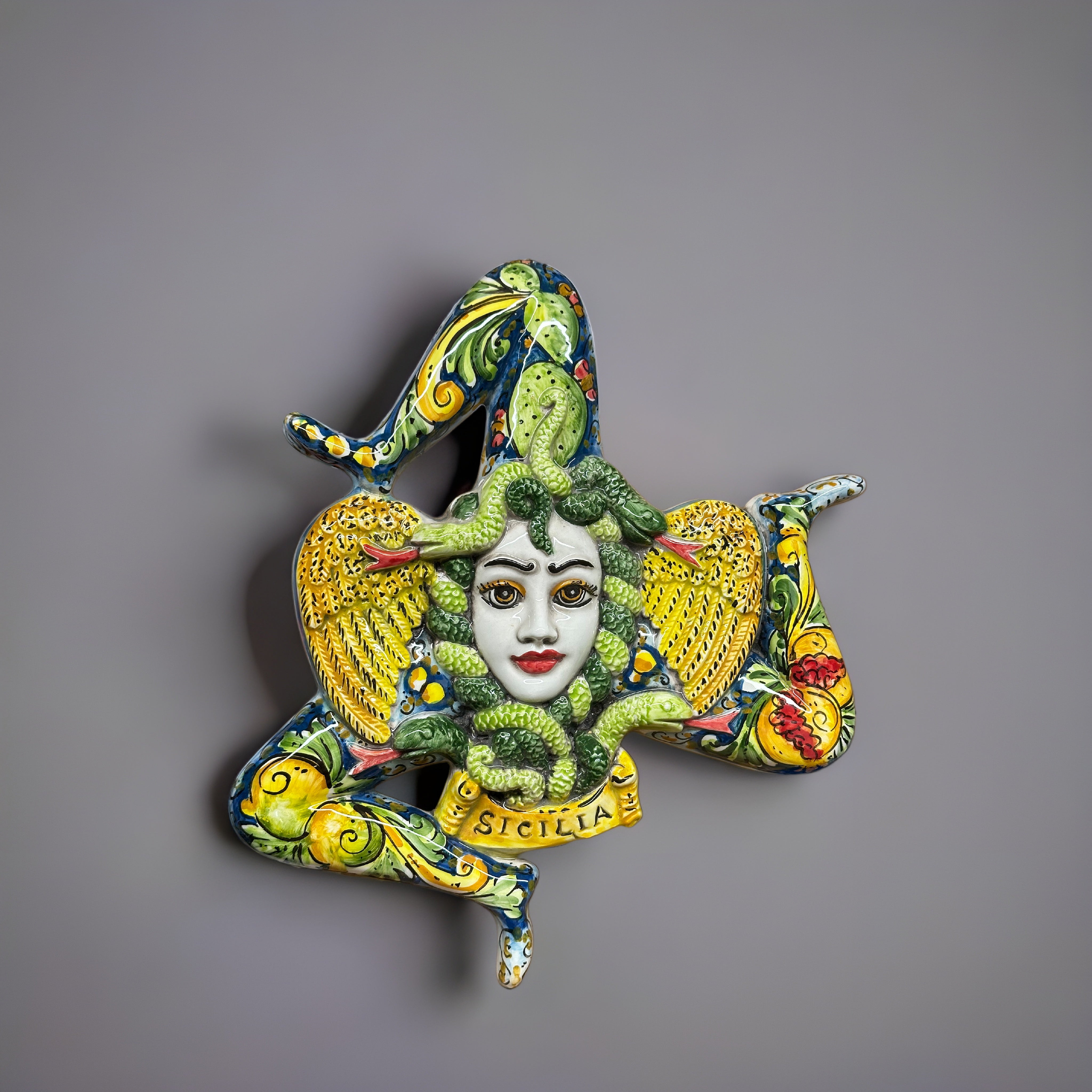 Trinacria Decorata Blu cm H.36 Ceramica Caltagirone fatto a mano - OGGETTISTICA