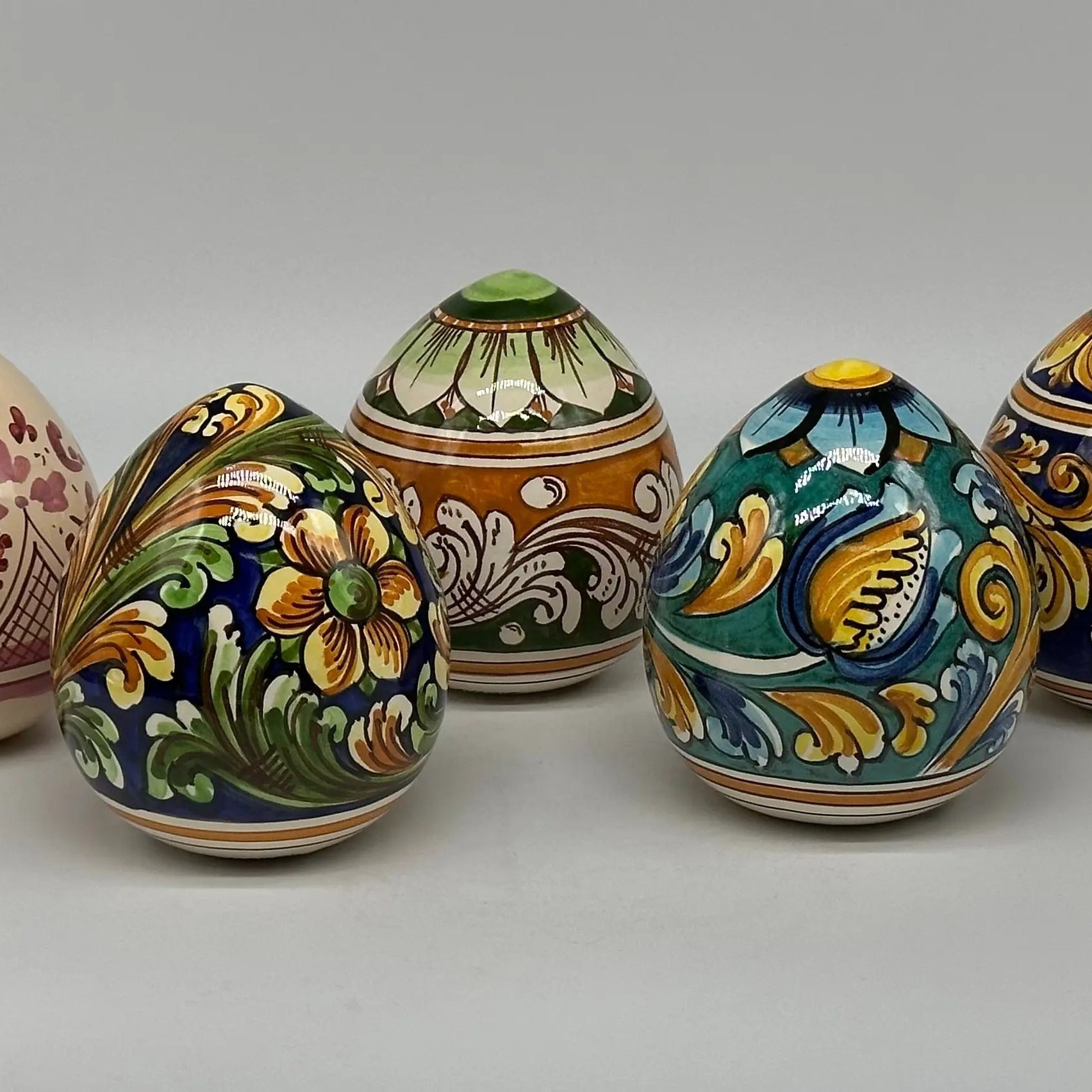 Uova di Pasqua Ceramica Caltagirone dipinti a mano (misure e decori vari) DD CERAMICHE SICILIANE