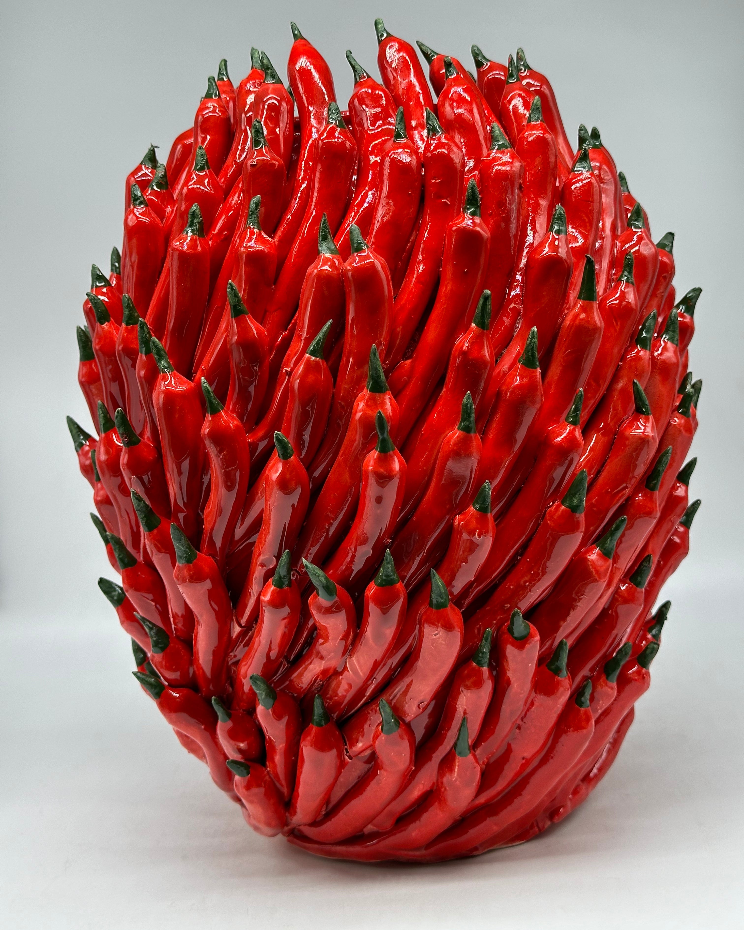 Vaso Frutta Peperoncini Rossi cm H.35 L.30 Ceramica Caltagirone fatto a mano - OGGETTISTICA