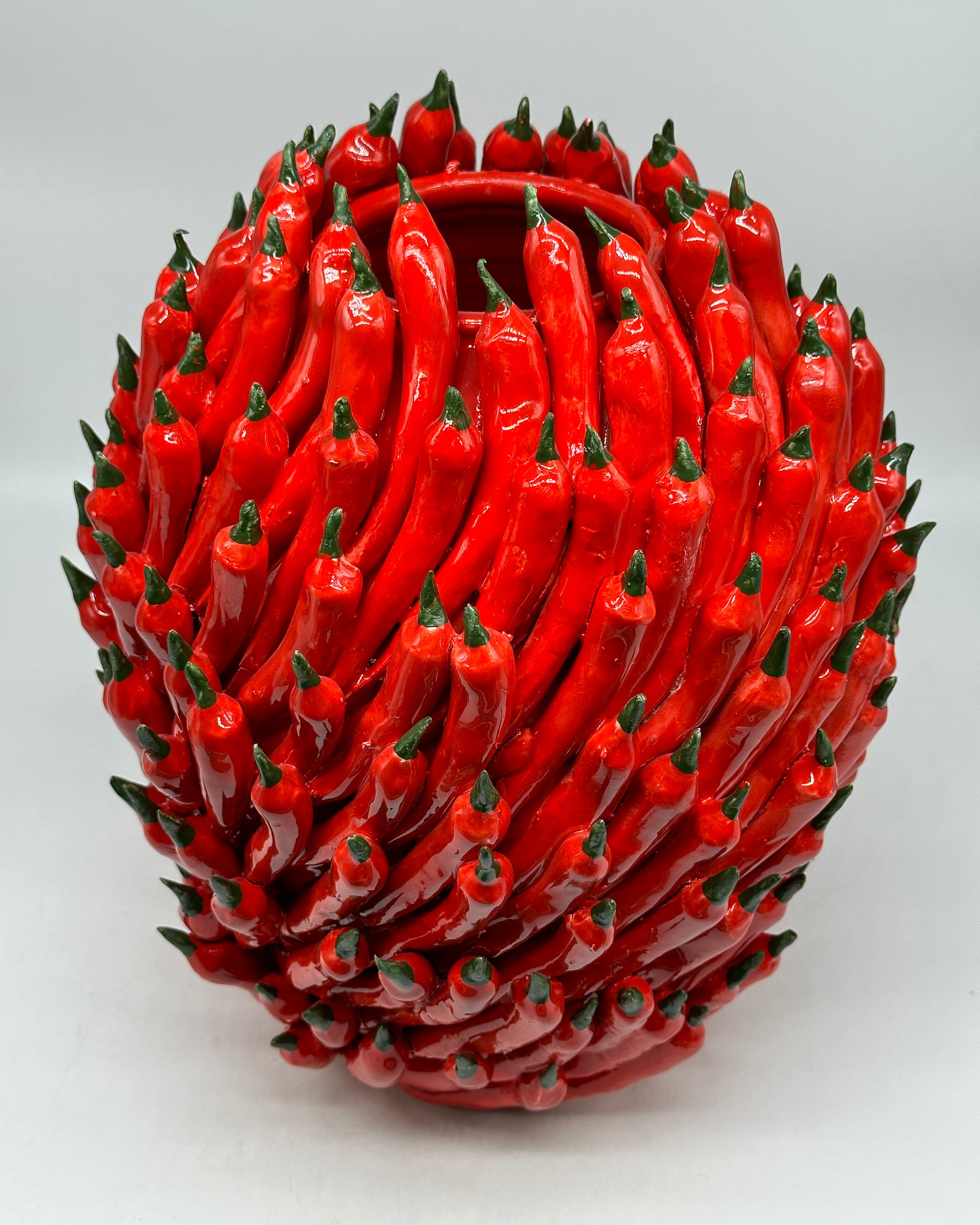 Vaso Frutta Peperoncini Rossi cm H.35 L.30 Ceramica Caltagirone fatto a mano - OGGETTISTICA