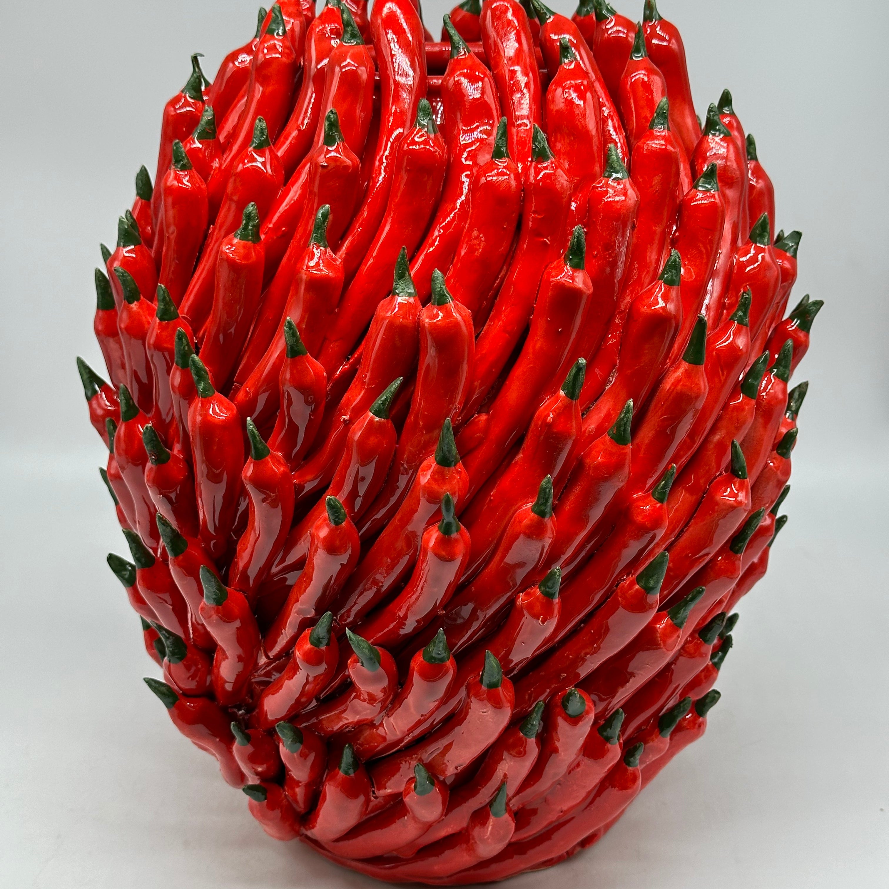 Vaso Frutta Peperoncini Rossi cm H.35 L.30 Ceramica Caltagirone fatto a mano - OGGETTISTICA