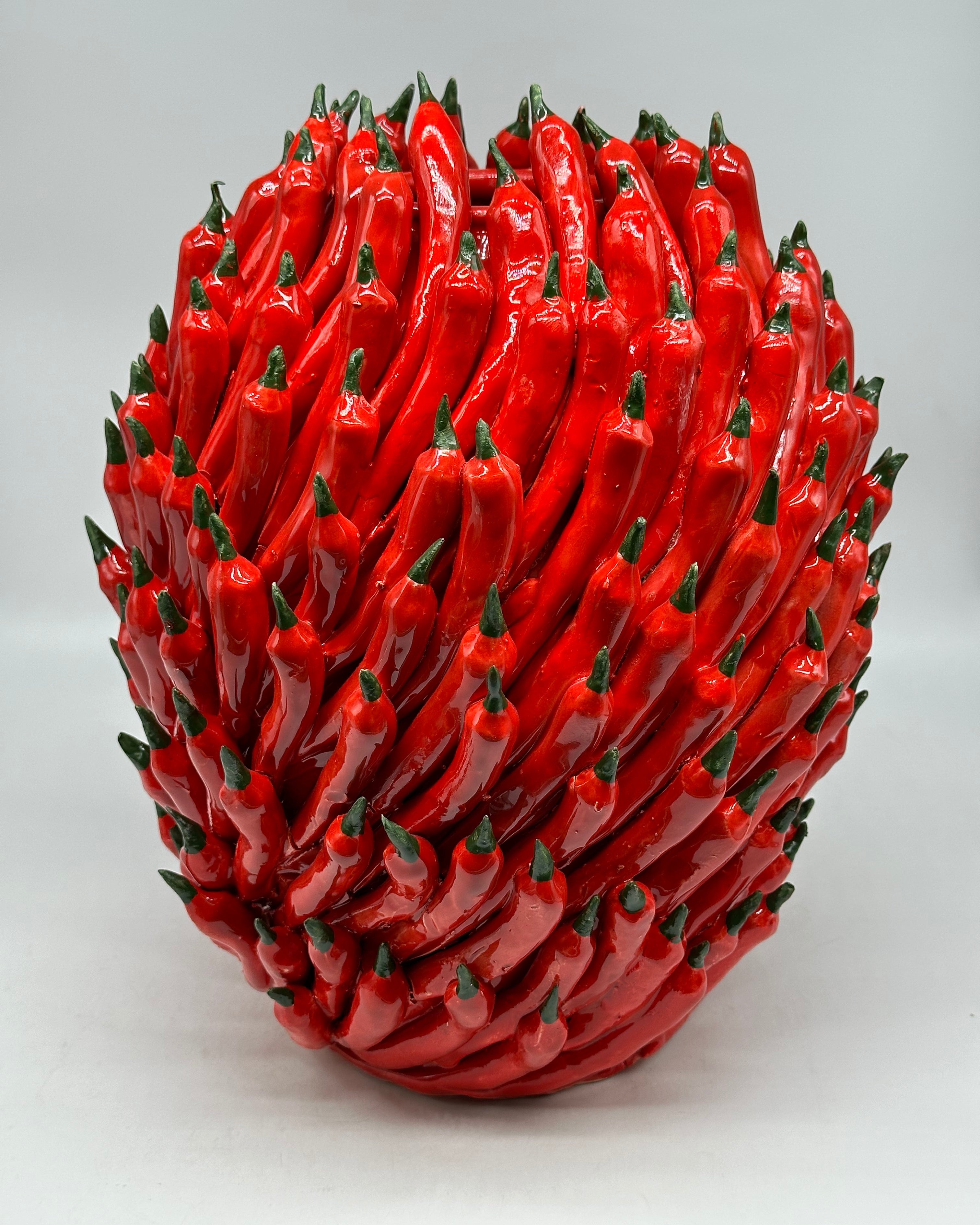 Vaso Frutta Peperoncini Rossi cm H.35 L.30 Ceramica Caltagirone fatto a mano - OGGETTISTICA