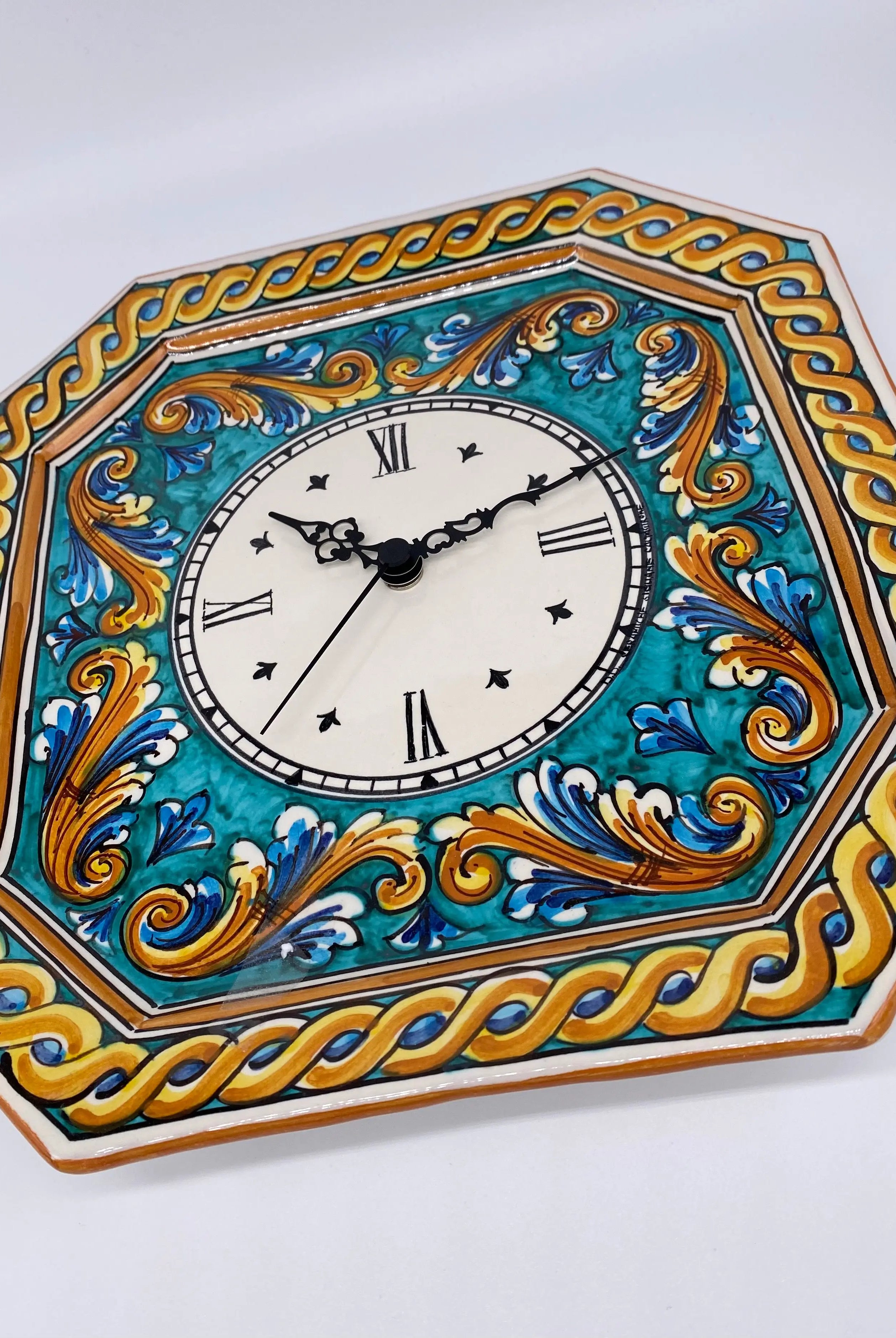 Orologio da Parete Ceramica Caltagirone Ottagonale dipinto a mano cm 32 Decoro n.4 DD CERAMICHE SICILIANE
