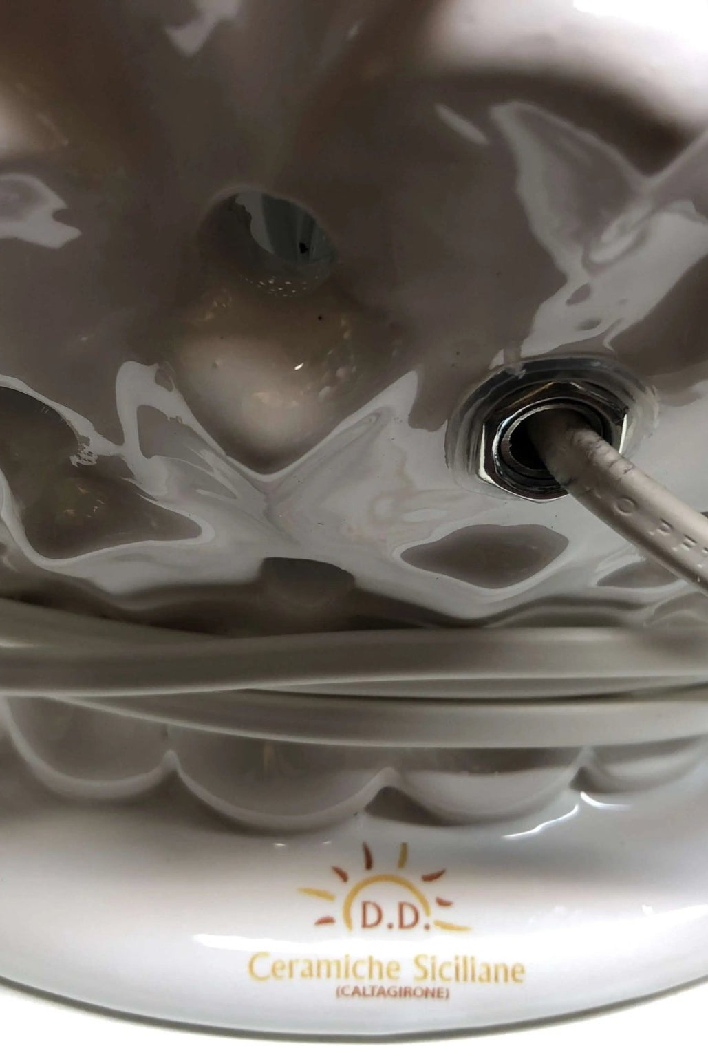 Lampada Pigna traforata Ceramica Caltagirone cm H.47 L.30 Artigianale Bianco - DD CERAMICHE SICILIANE