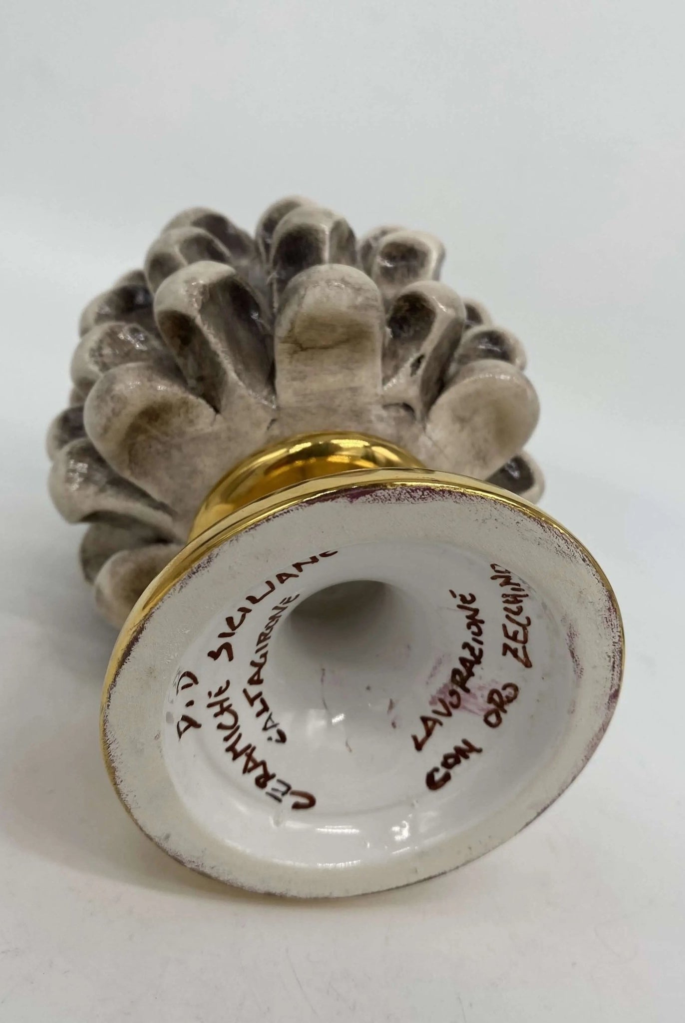 Pigna Aurum Ceramica Caltagirone cm H.15 Artigianale Écru - DD CERAMICHE SICILIANE