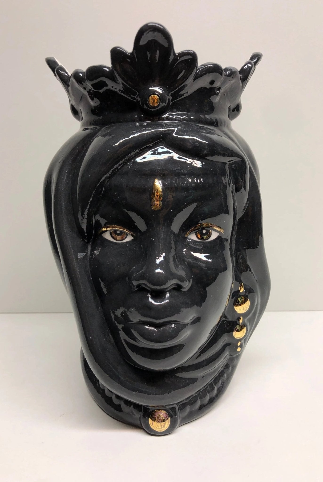 Teste di Moro Afro Ceramica Caltagirone cm H.25 L.17 Artigianale Nero dettagli Oro - DD CERAMICHE SICILIANE