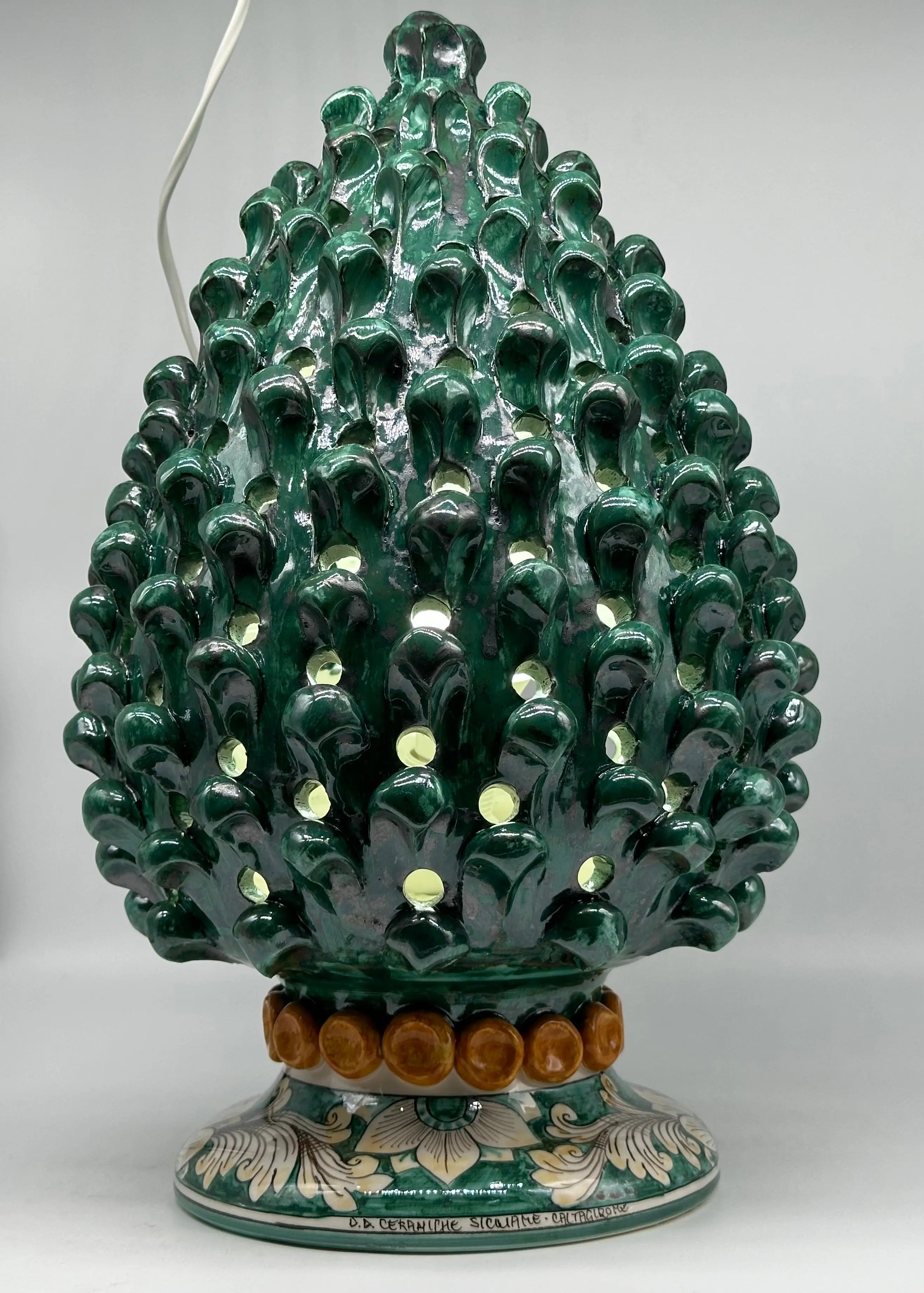 Lampada Pigna Gigante traforata Ceramica Caltagirone cm H.45 L.28 Artigianale Verde Rame Base Decorata DD CERAMICHE SICILIANE