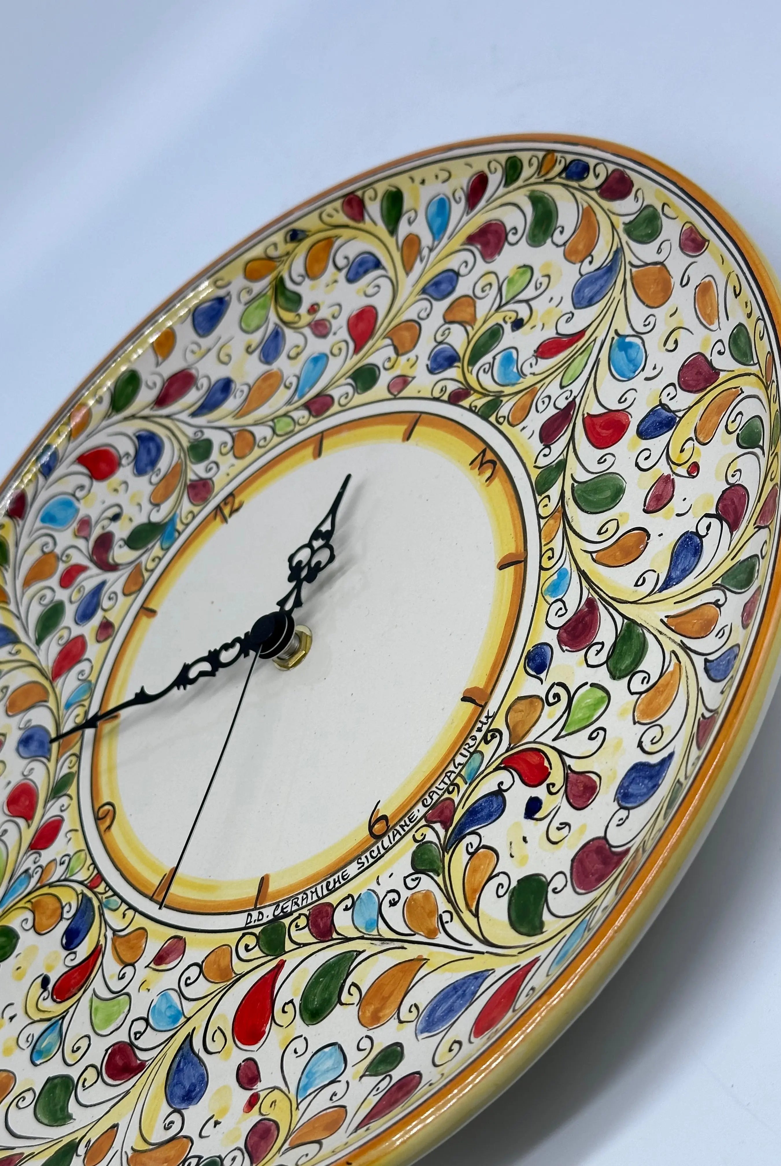 Orologio da Parete Ceramica Caltagirone Rotondo dipinto a mano cm D.30 Decoro n.11g DD CERAMICHE SICILIANE