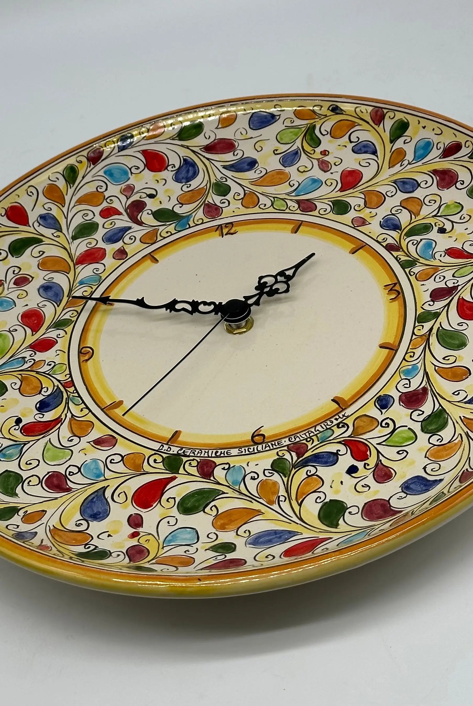 Orologio da Parete Ceramica Caltagirone Rotondo dipinto a mano cm D.30 Decoro n.11g DD CERAMICHE SICILIANE