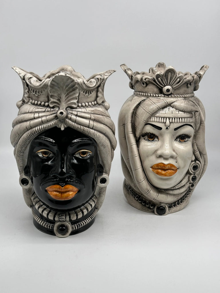 Teste di Moro Afro Ceramica Caltagirone cm H.25 L.17 Artigianale Écru Visi Decorati DD CERAMICHE SICILIANE