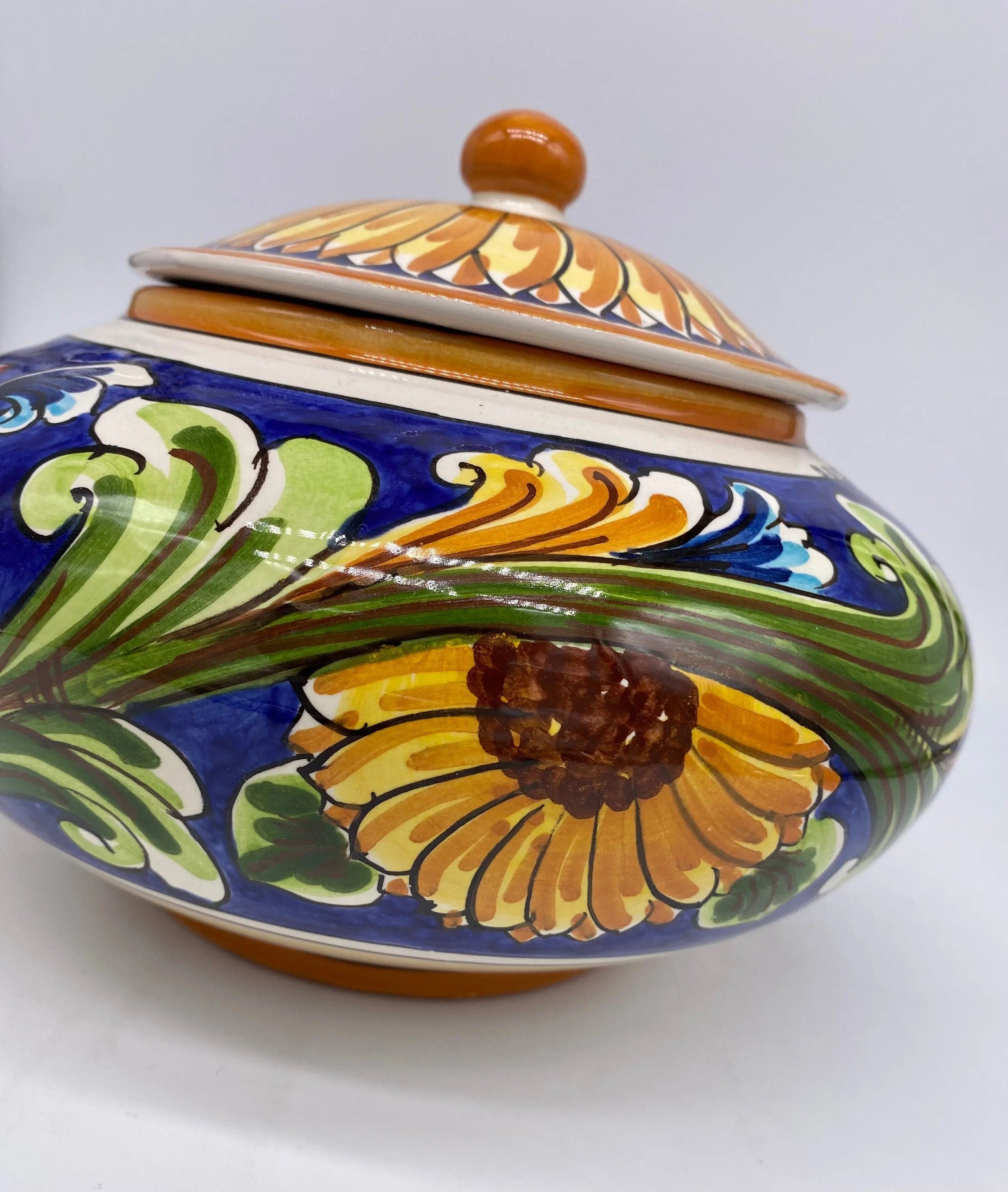 Biscottiera Decorata 700 Fiori Ceramica Caltagirone cm H.18 L.24 Artigianale DD CERAMICHE SICILIANE