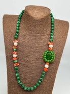 Collana Artigianale Pietre Verde, Corallo e Perle bianche V.2 DD CERAMICHE SICILIANE