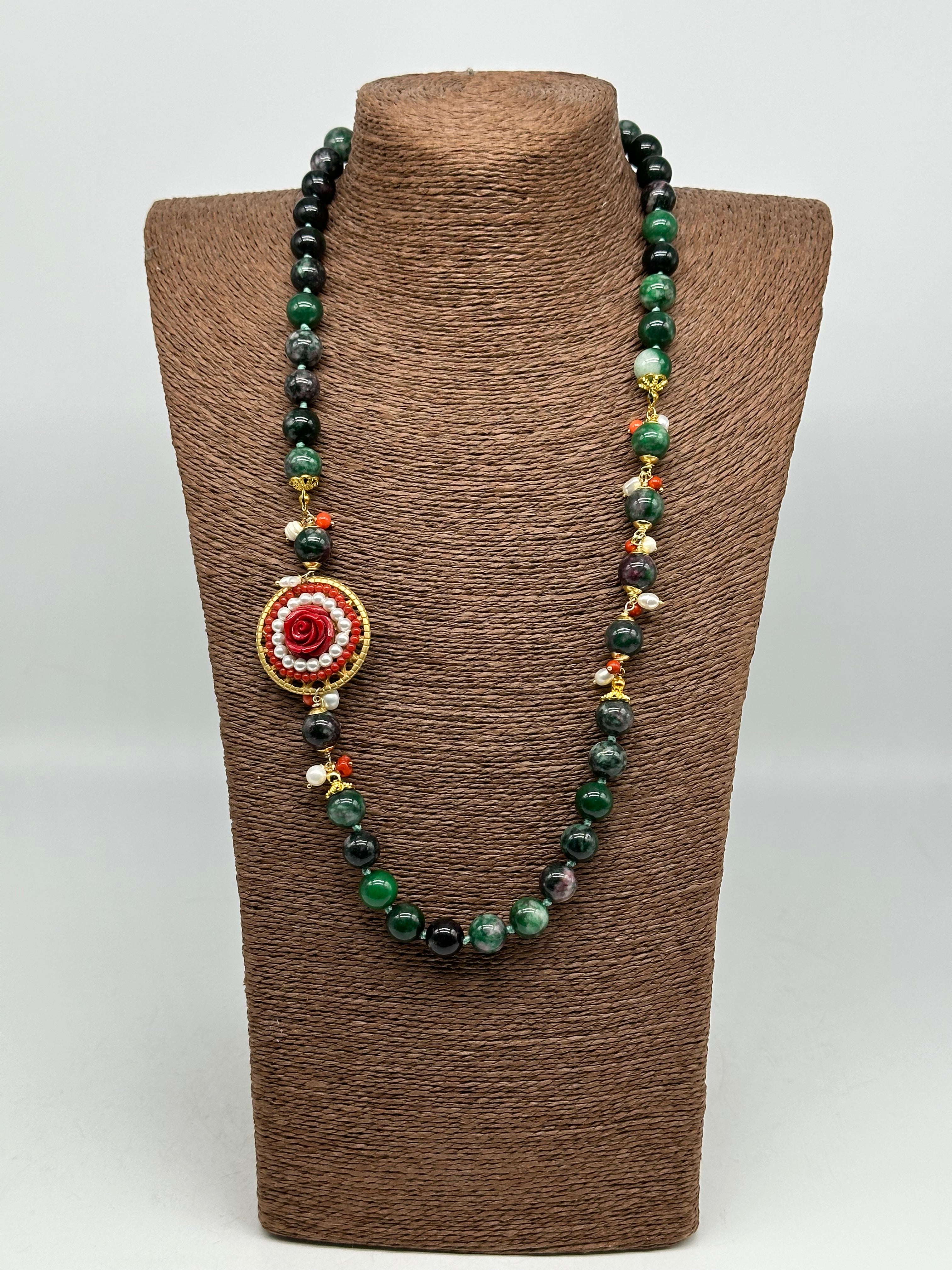 Collana Ceramica di Caltagirone Medaglione Corallo e Perle V.6 - COLLANA