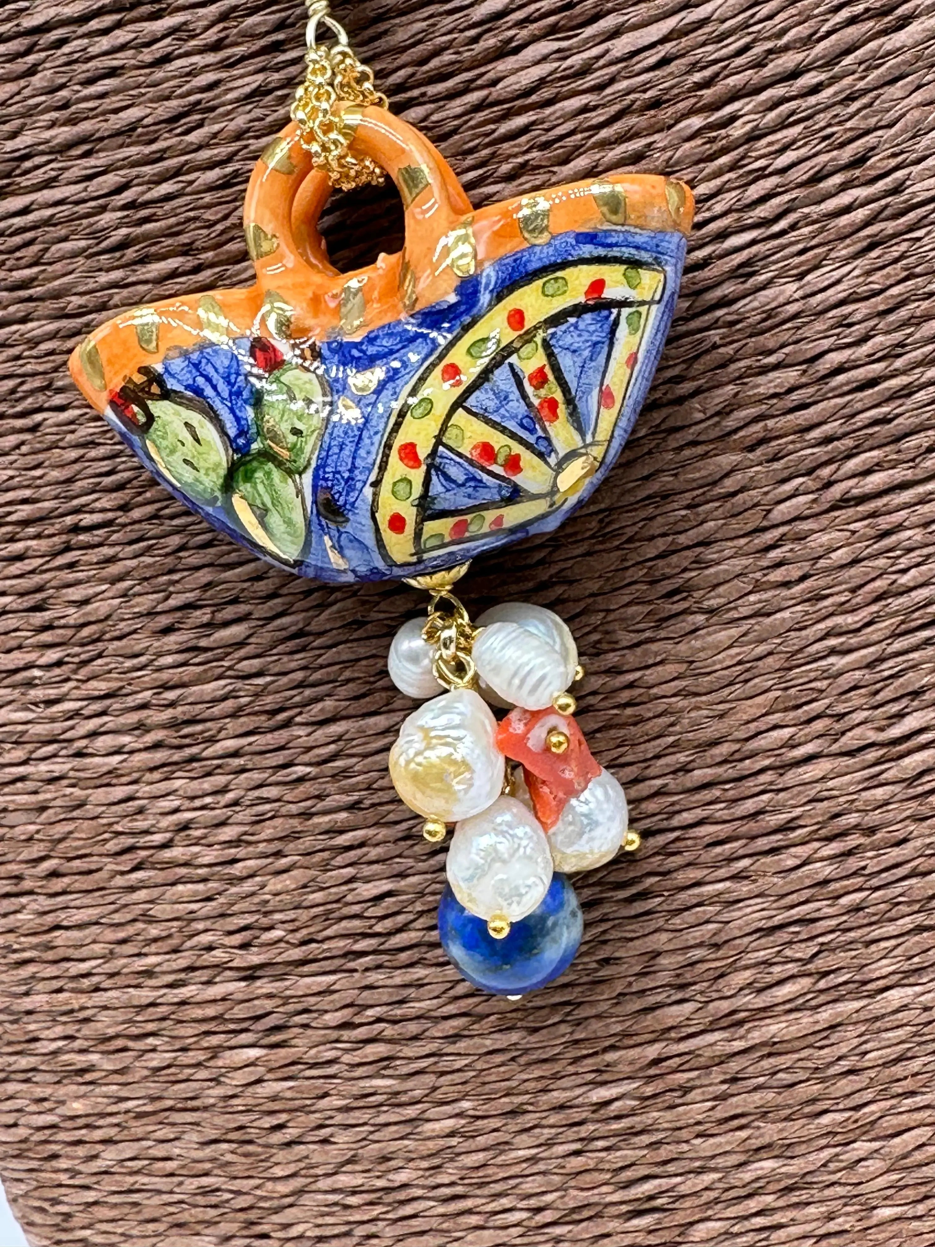 Collana Coffa Siciliana decorata Carretto Siciliano Ceramica di Caltagirone V.1 DD CERAMICHE SICILIANE