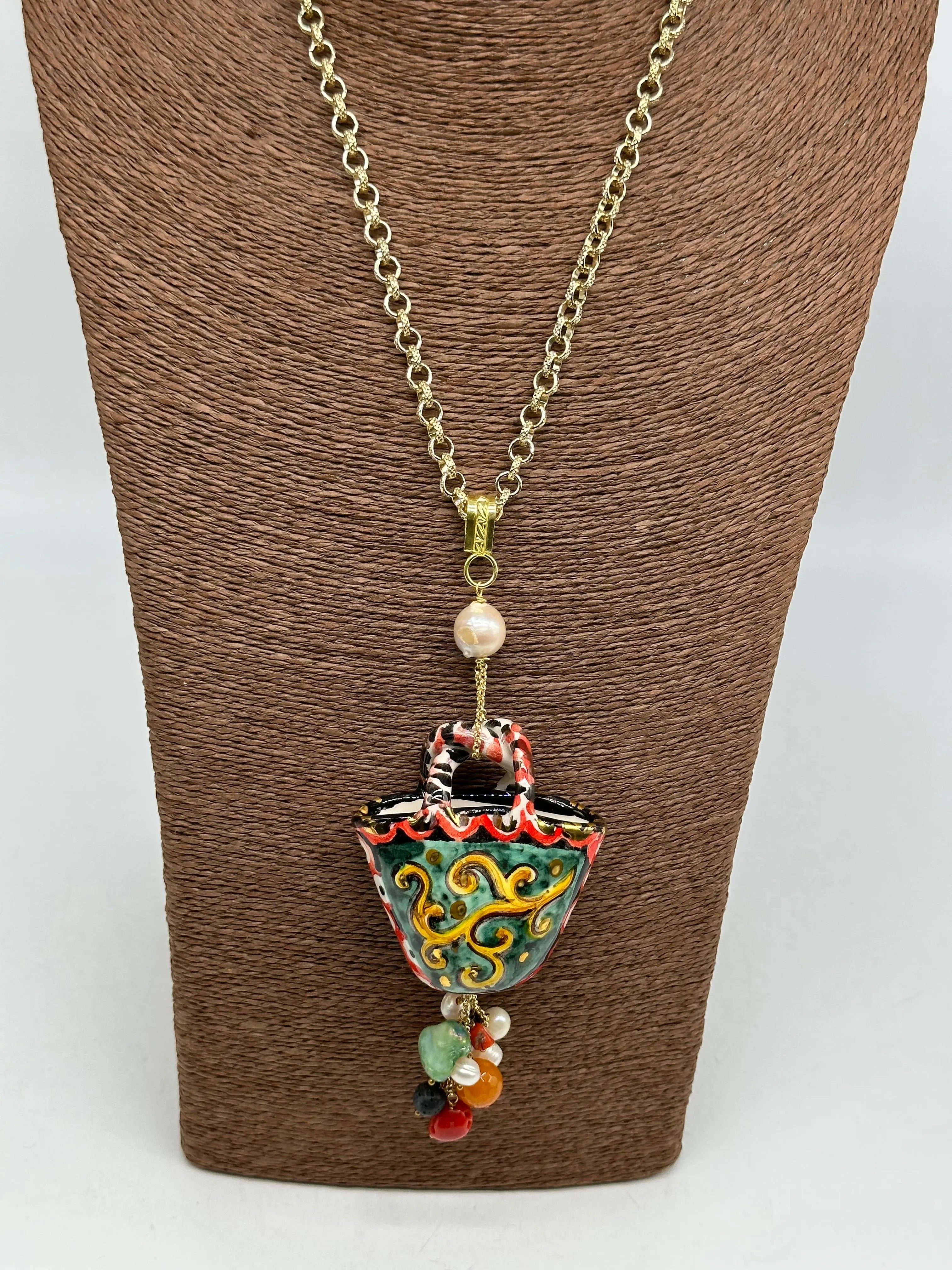 Collana Coffa Siciliana decorata Vulcano Etna Ceramica di Caltagirone DD CERAMICHE SICILIANE