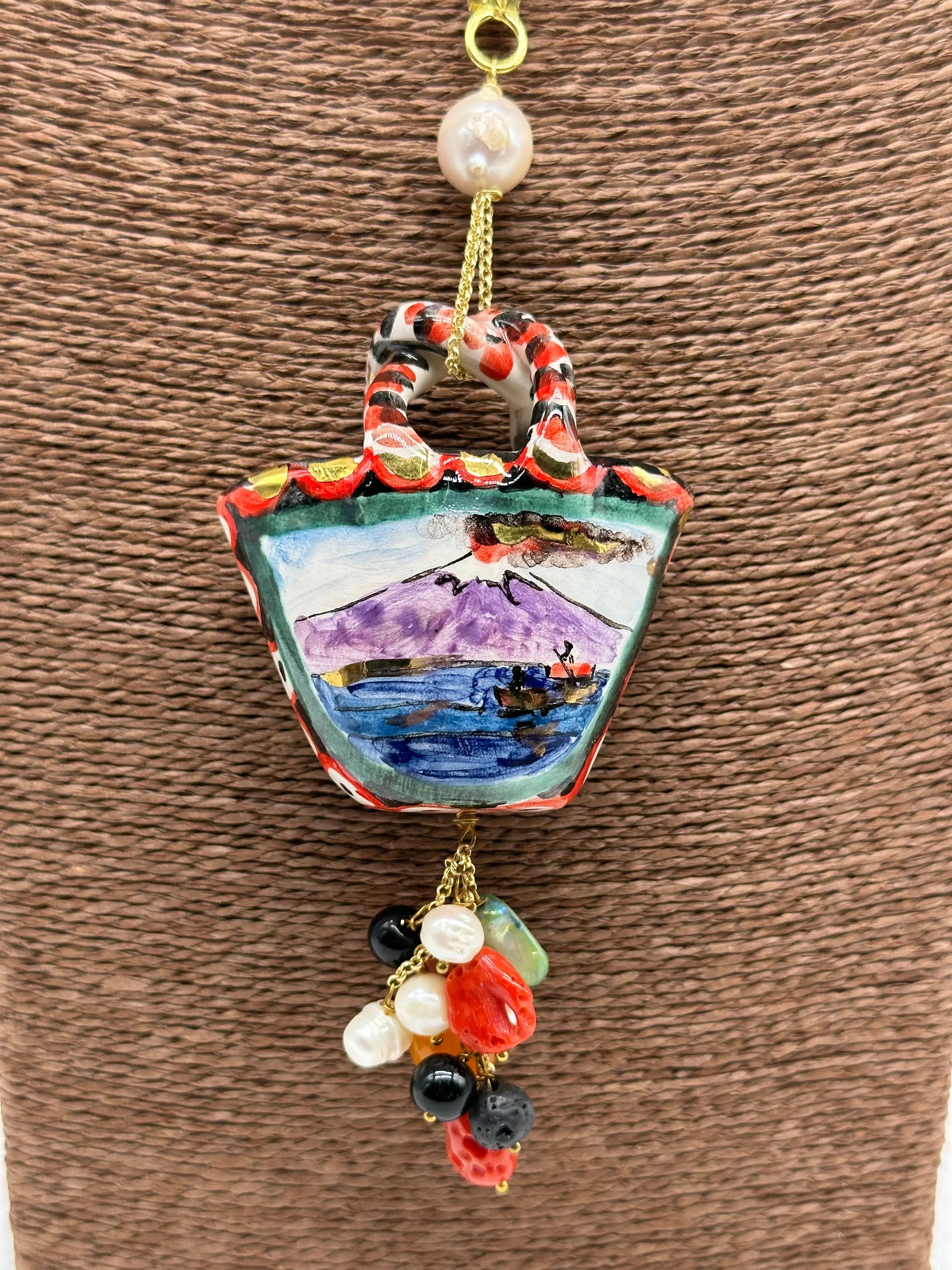 Collana Coffa Siciliana decorata Vulcano Etna Ceramica di Caltagirone DD CERAMICHE SICILIANE