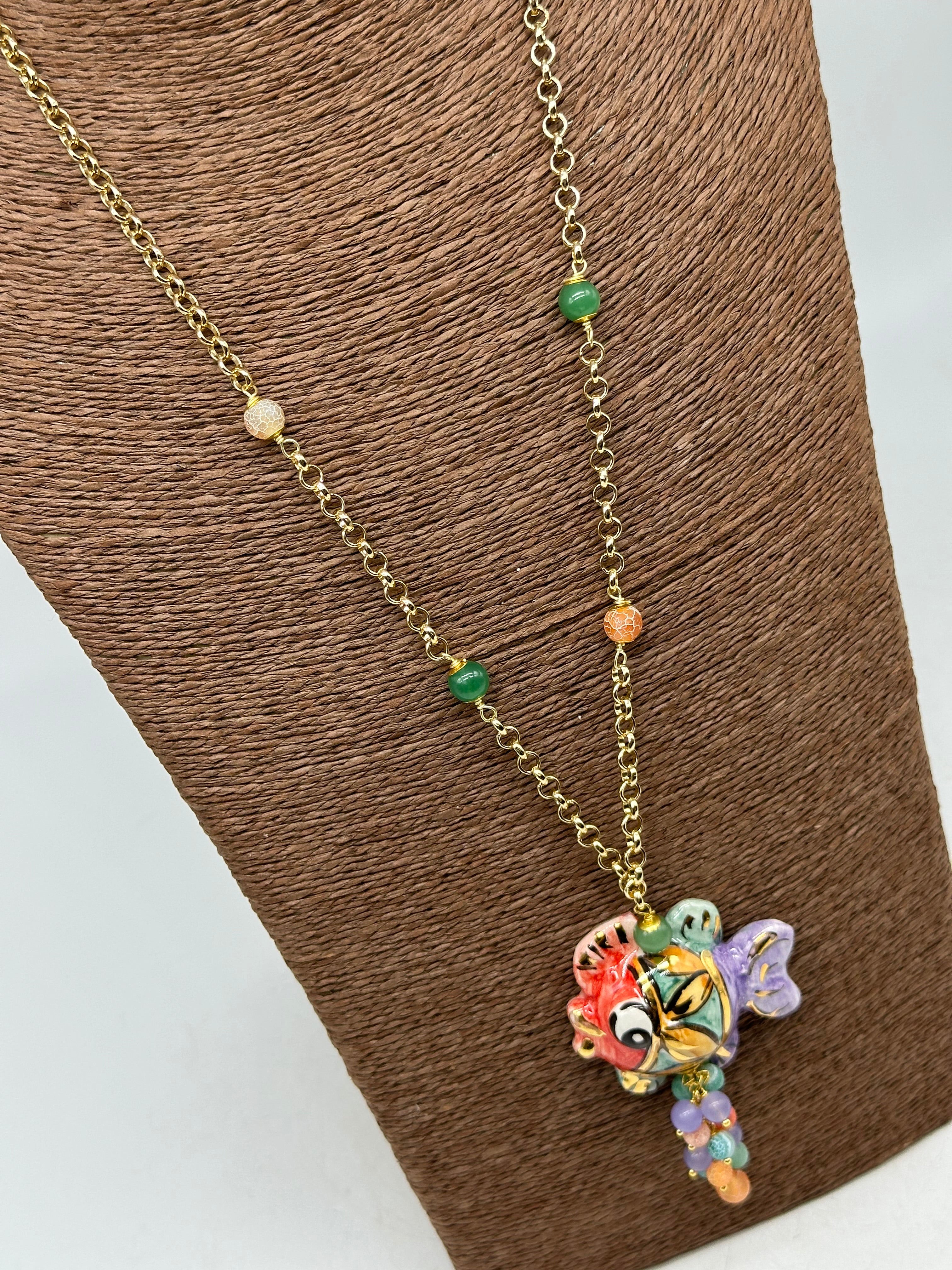 Collana Pesce in Ceramica di Caltagirone pietre catena dorata V.3 - COLLANA