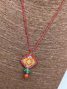 Collana Piastrella Ceramica Caltagirone Decoro Barocco, catena perline rosse V.3 DD CERAMICHE SICILIANE