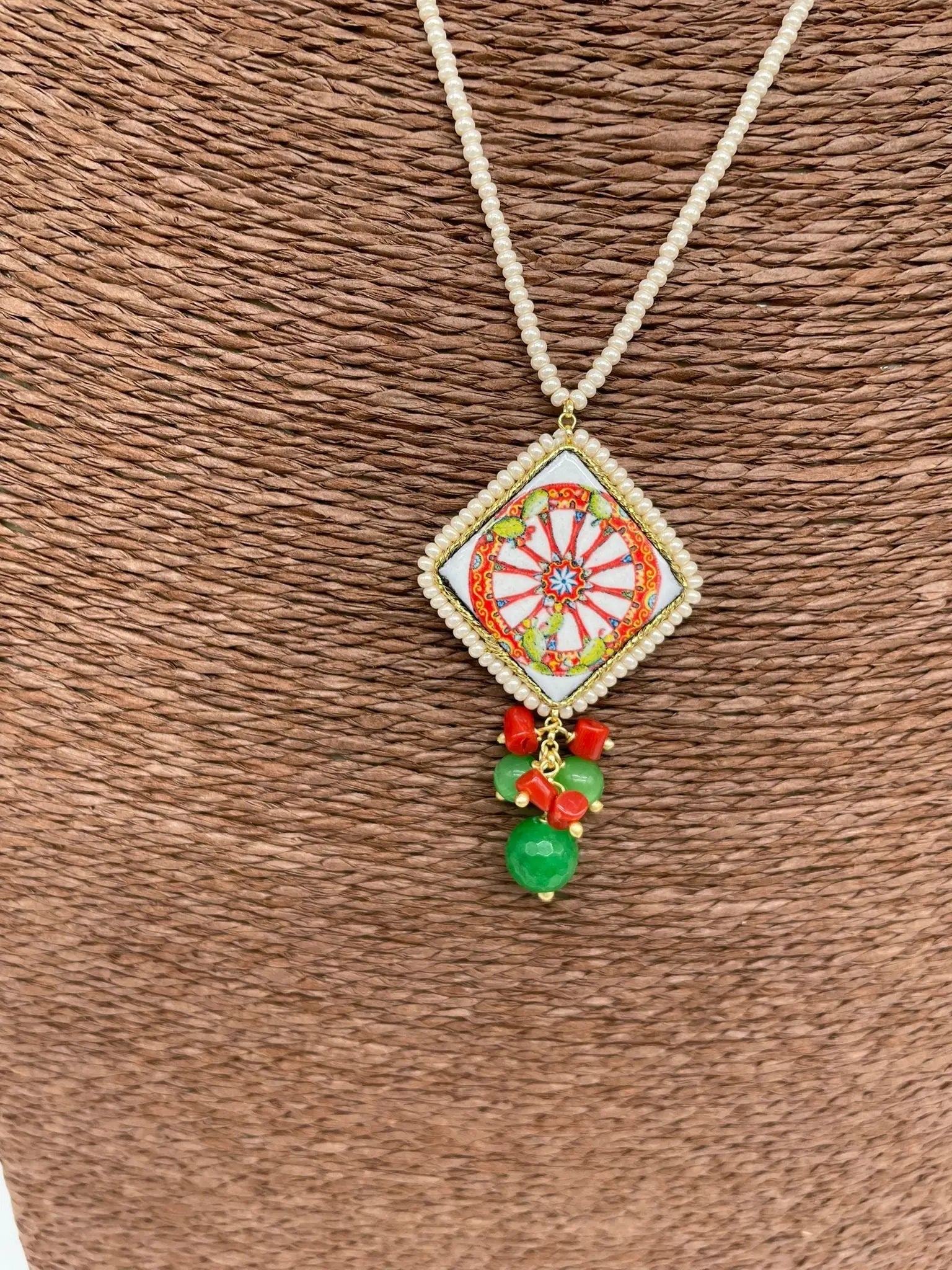 Collana Piastrella Ceramica Caltagirone, Ruota Carretto, pietre, corallo, catena perle - DD CERAMICHE SICILIANE