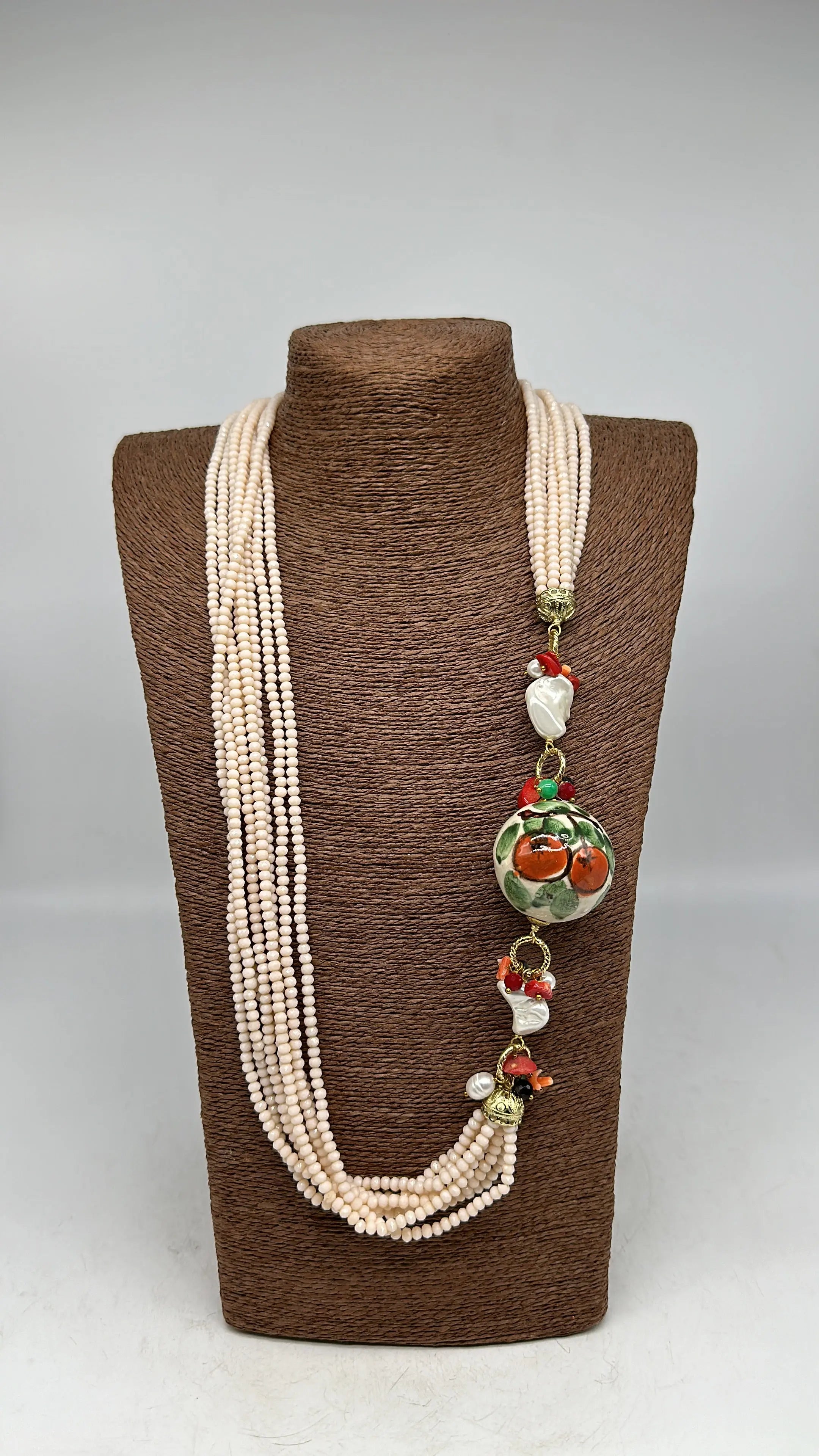 Collana Pietre Rosa Sfera Decorata Ceramica di Caltagirone e Perle DD CERAMICHE SICILIANE