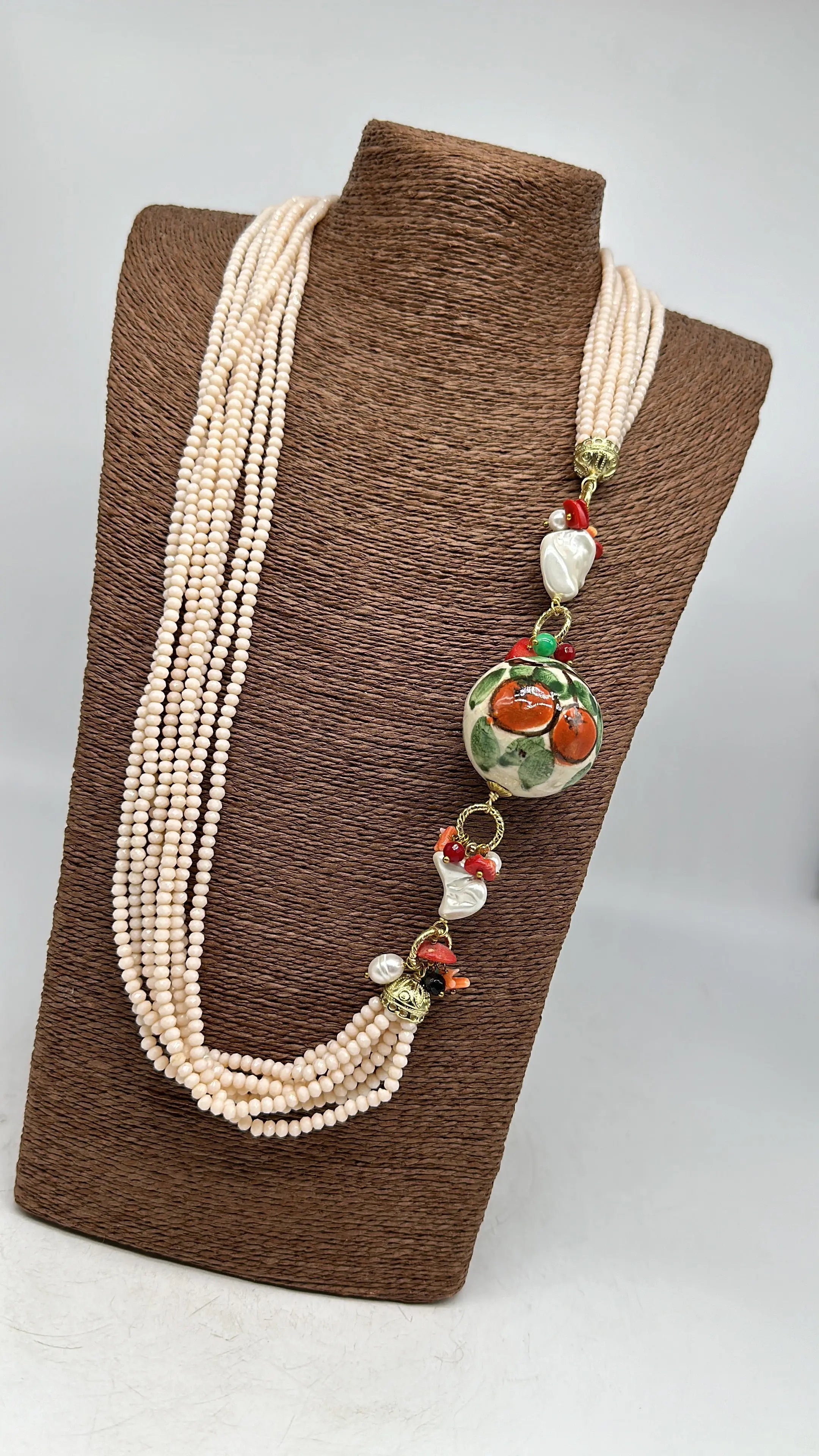 Collana Pietre Rosa Sfera Decorata Ceramica di Caltagirone e Perle DD CERAMICHE SICILIANE