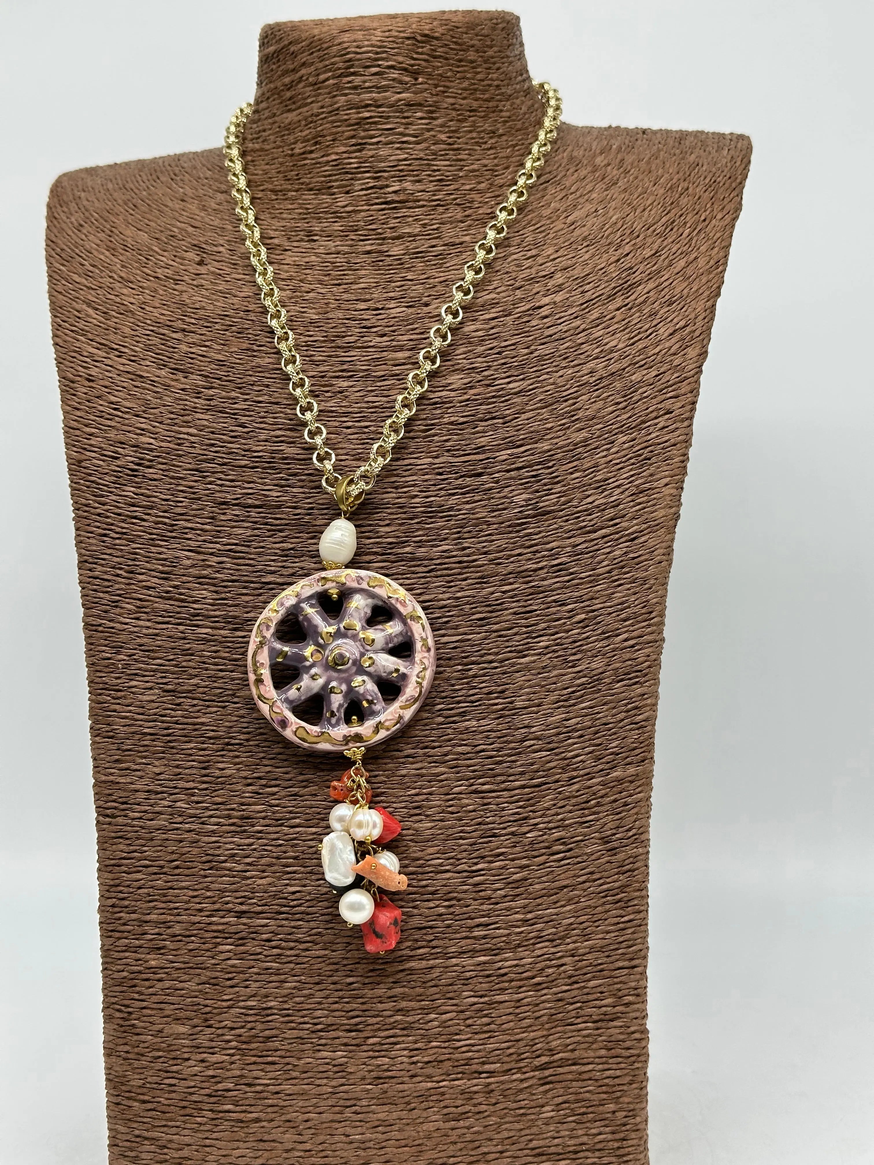 Collana Ruota Carretto decorata Rosa Ceramica di Caltagirone DD CERAMICHE SICILIANE