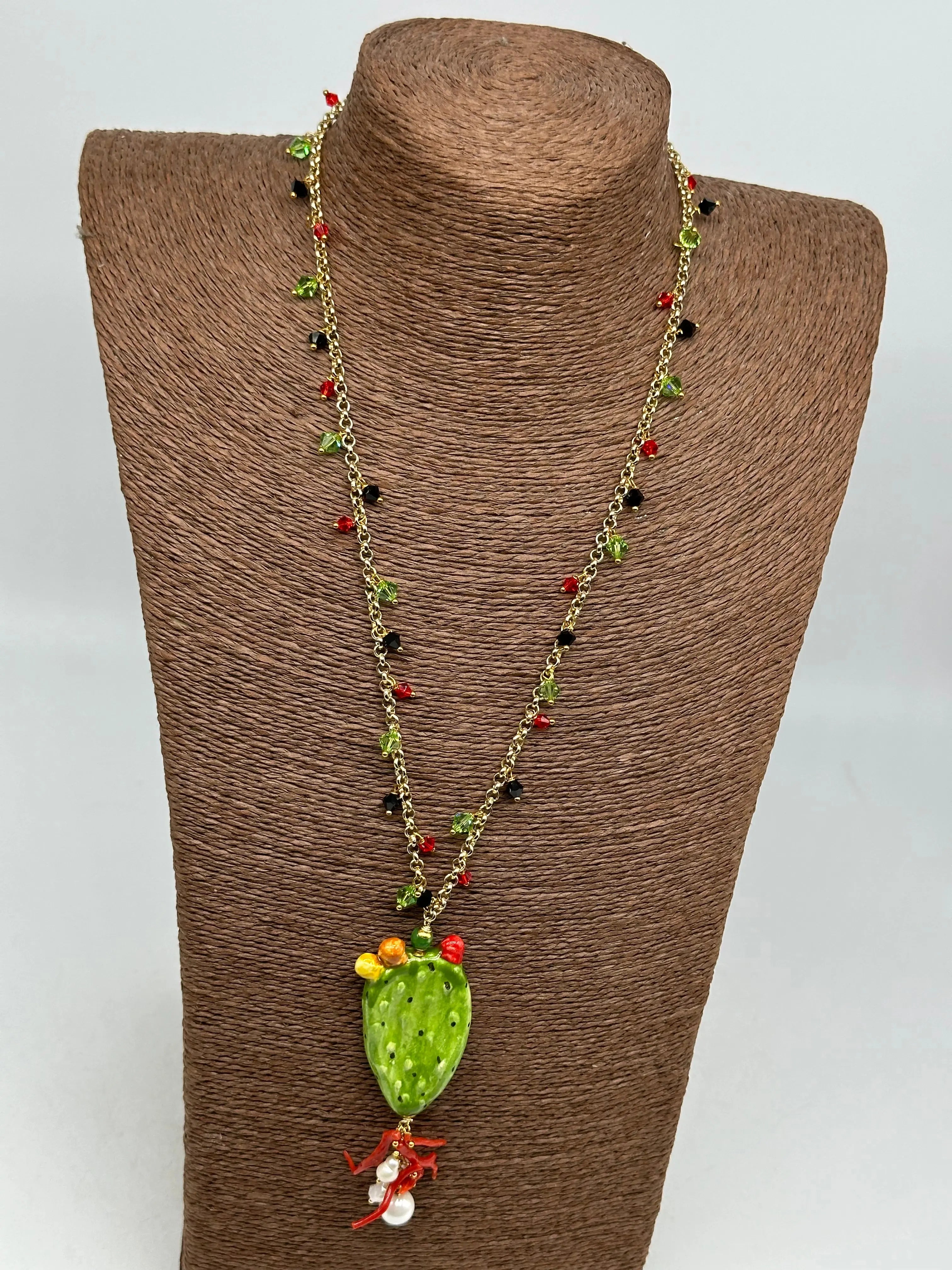 Collana Siciliana Fico d'India in Ceramica di Caltagirone, pietre, corallo, catena dorata V.2 DD CERAMICHE SICILIANE