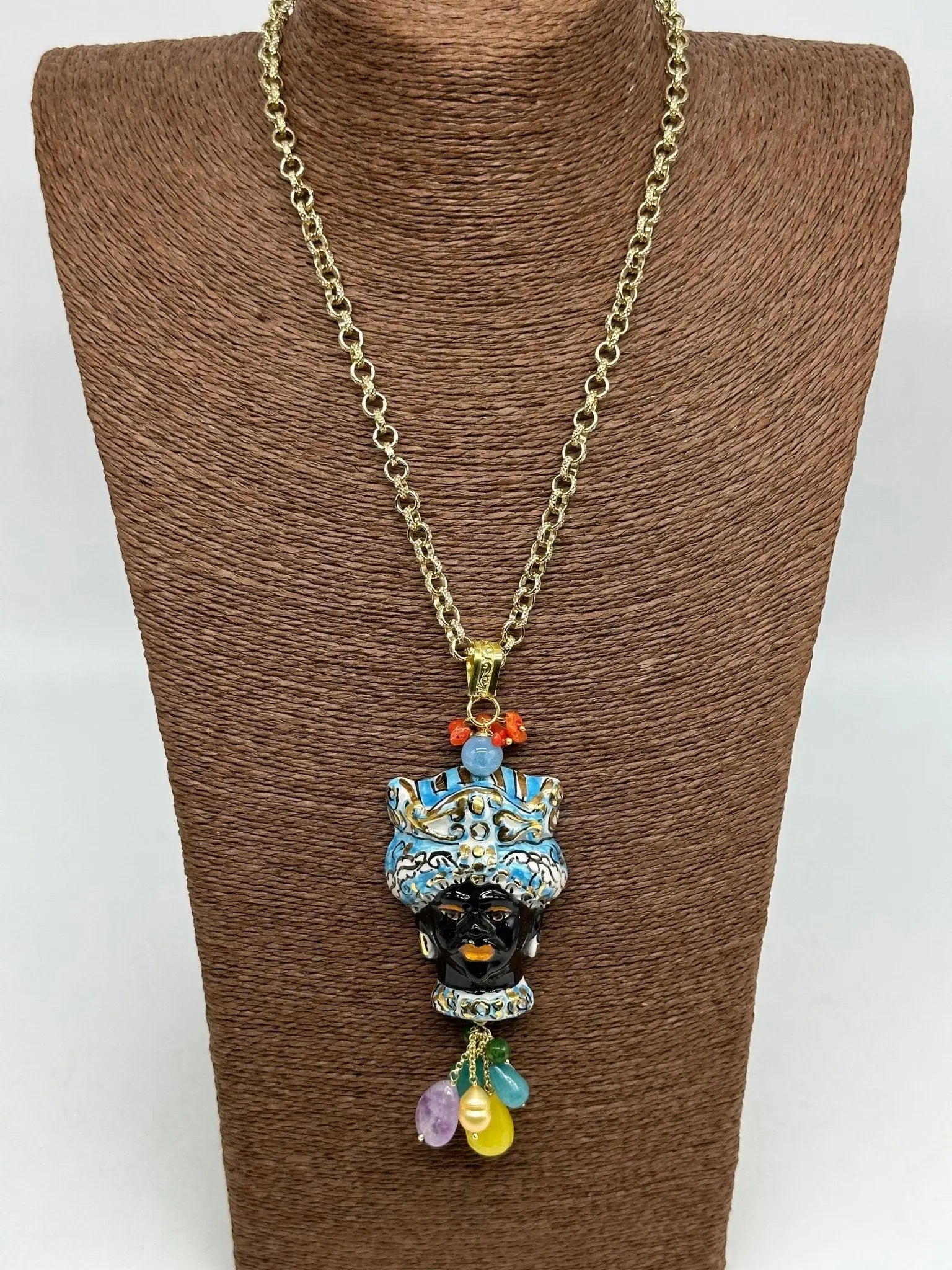 Collana Siciliana Testa di Moro Ceramica di Caltagirone Turbante Celeste Decorato dettagli Oro - COLLANA
