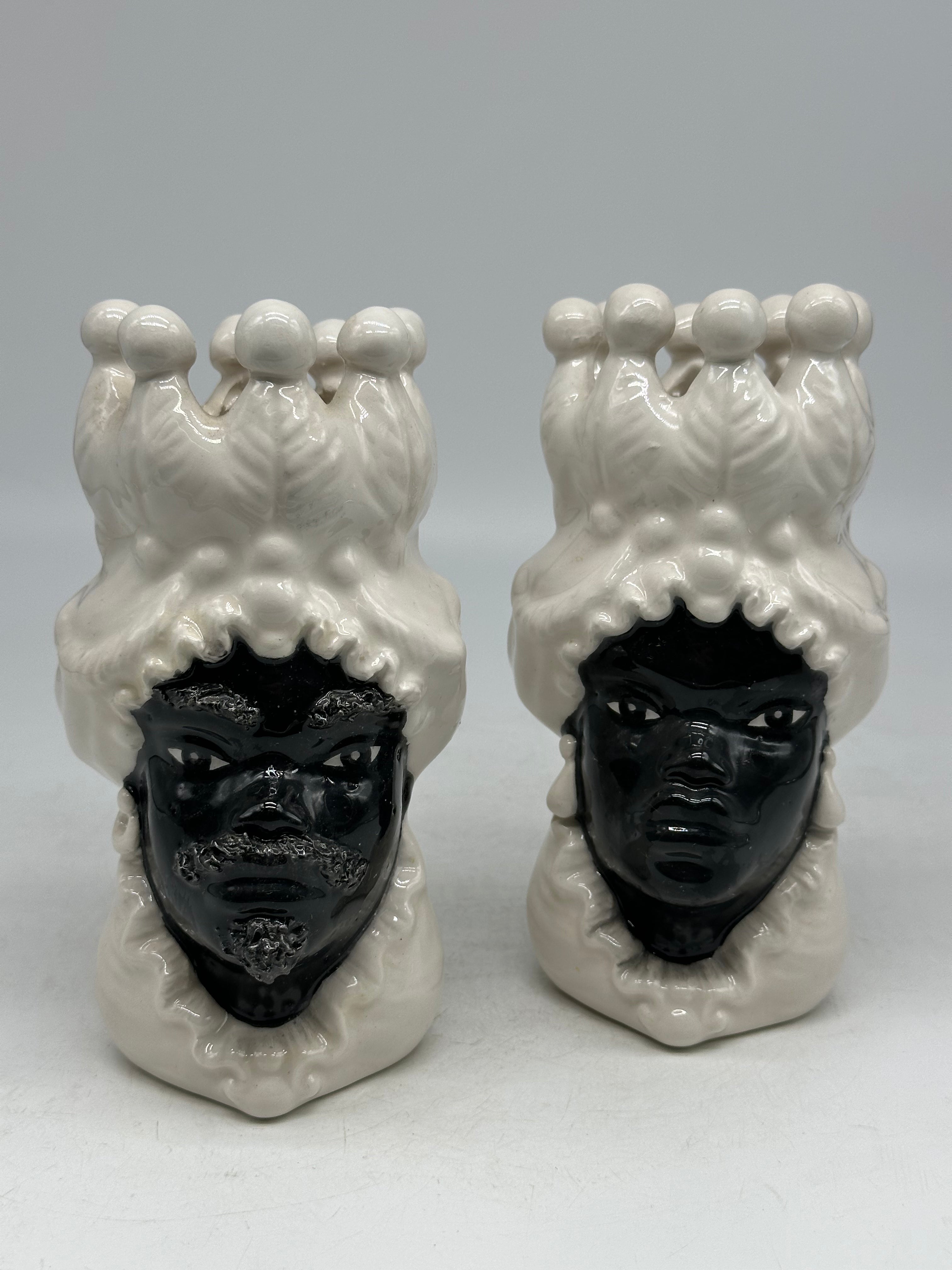 Coppia Teste di Moro Luis Ceramica Caltagirone cm H.17 L.9 Artigianale Bianco Nero - TESTE DI MORO