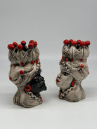 Coppia Teste di Moro Luis Ceramica Caltagirone cm H.17 L.9 Artigianale Beige Sfere Rosso - TESTE DI MORO