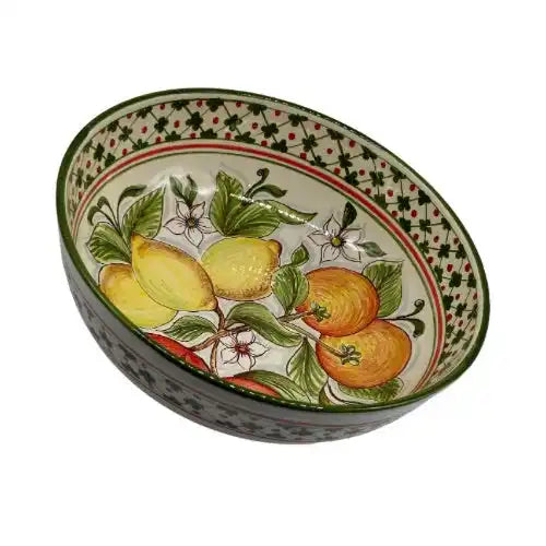 Ciotola da portata in ceramica dipinta a mano con motivi di limoni e arance.