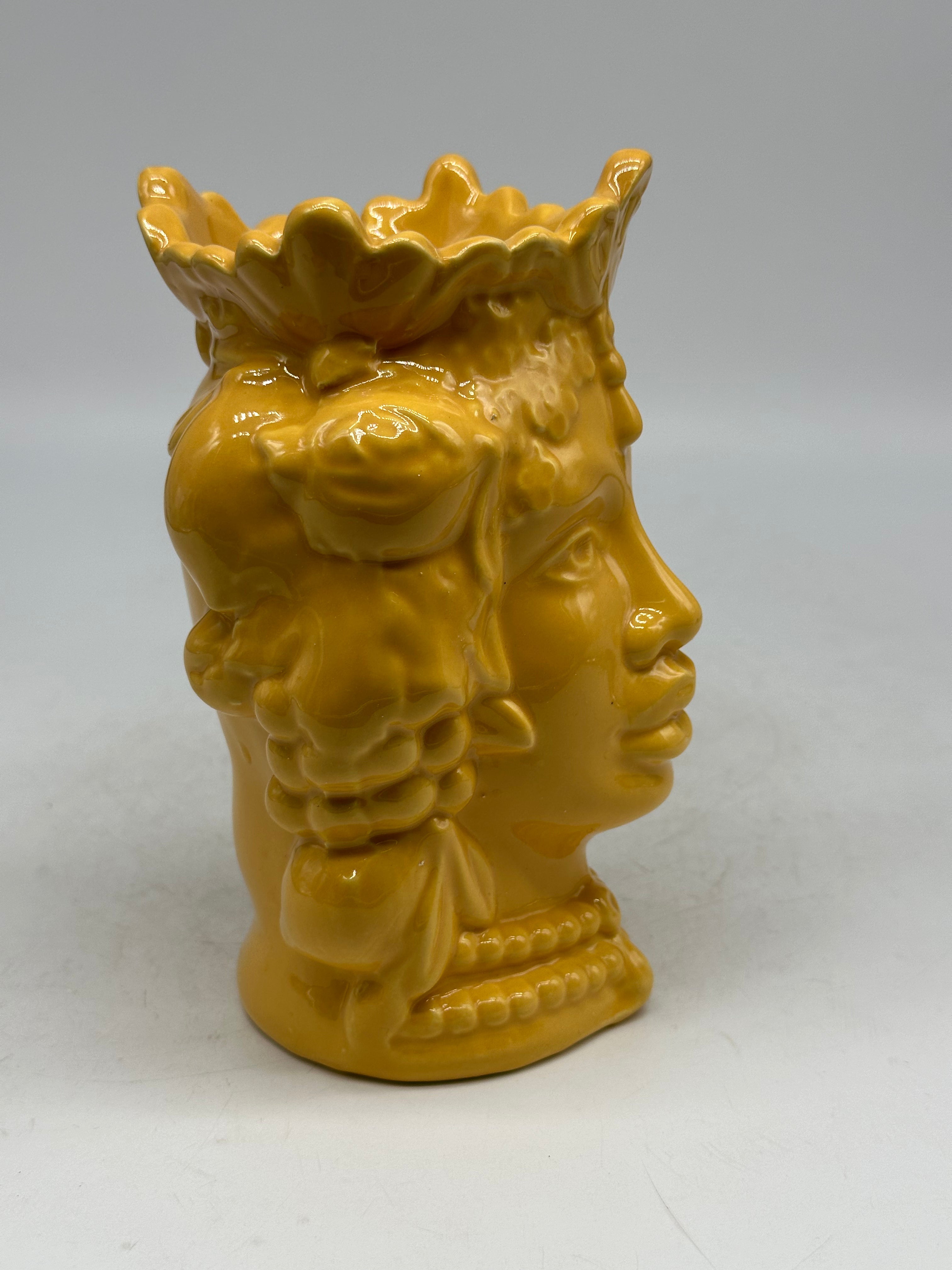 FINE SERIE - Testa di Moro Afro Frutta Donna Ceramica Caltagirone cm H.18 L.12 Artigianale Giallo - TESTE DI MORO