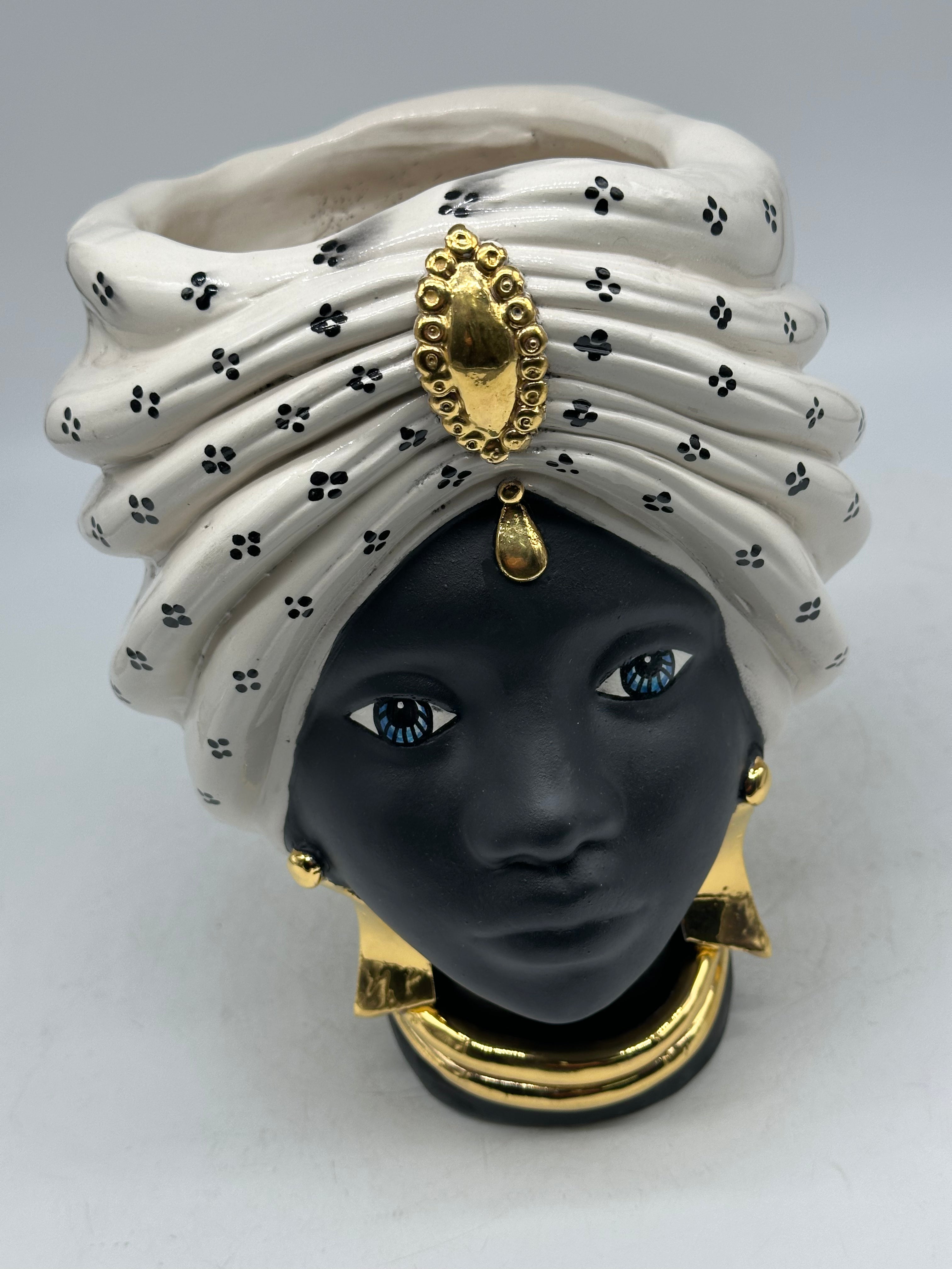 FINE SERIE - Testa di Moro Atena Donna Ceramica Caltagirone cm H.24 L.18 Artigianale Bianco Pois Nero Oro - TESTE