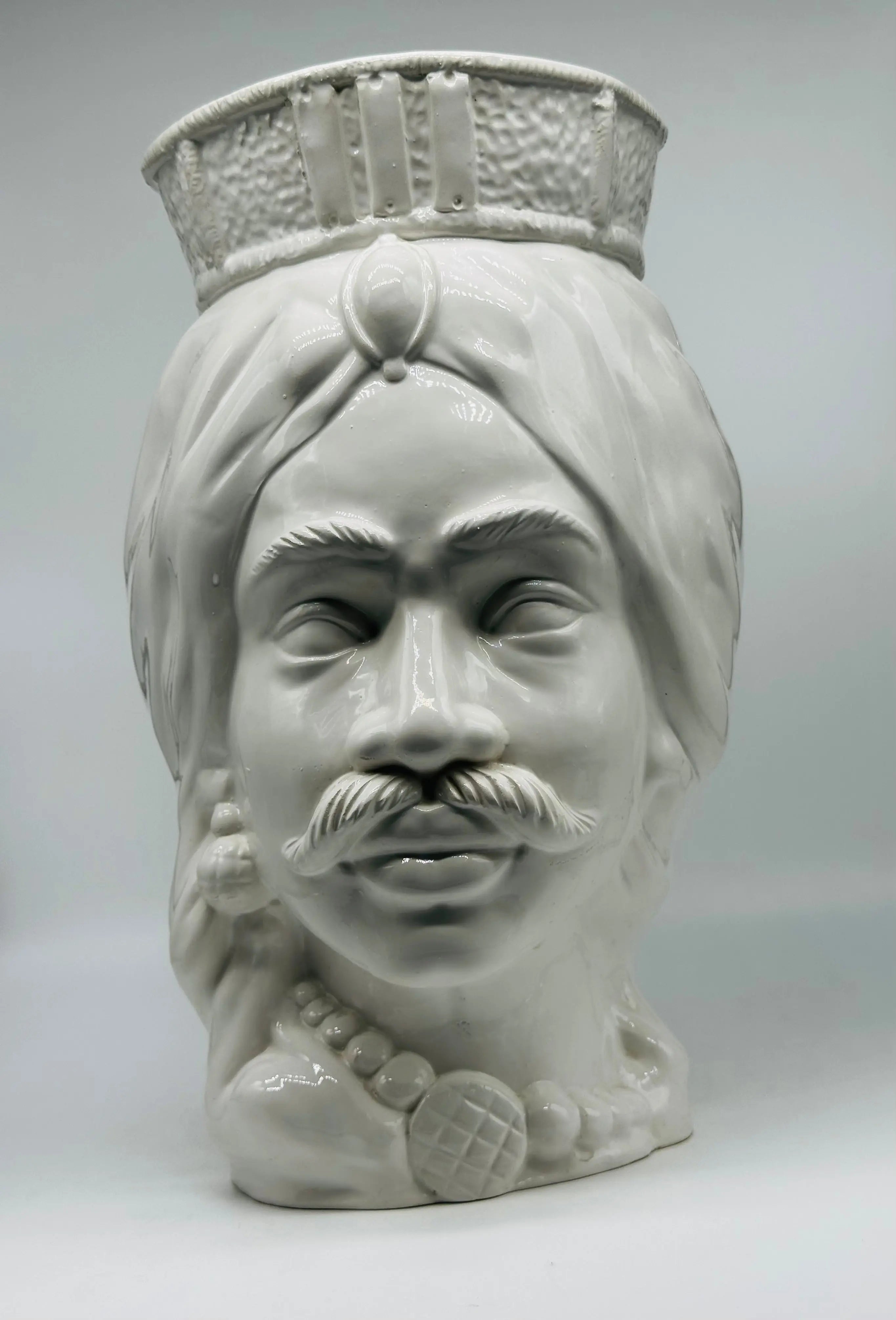 FINE SERIE - Testa di Moro Uomo Corona Retta Ceramica Caltagirone cm H.38 L.24 Artigianale Bianco DD CERAMICHE SICILIANE