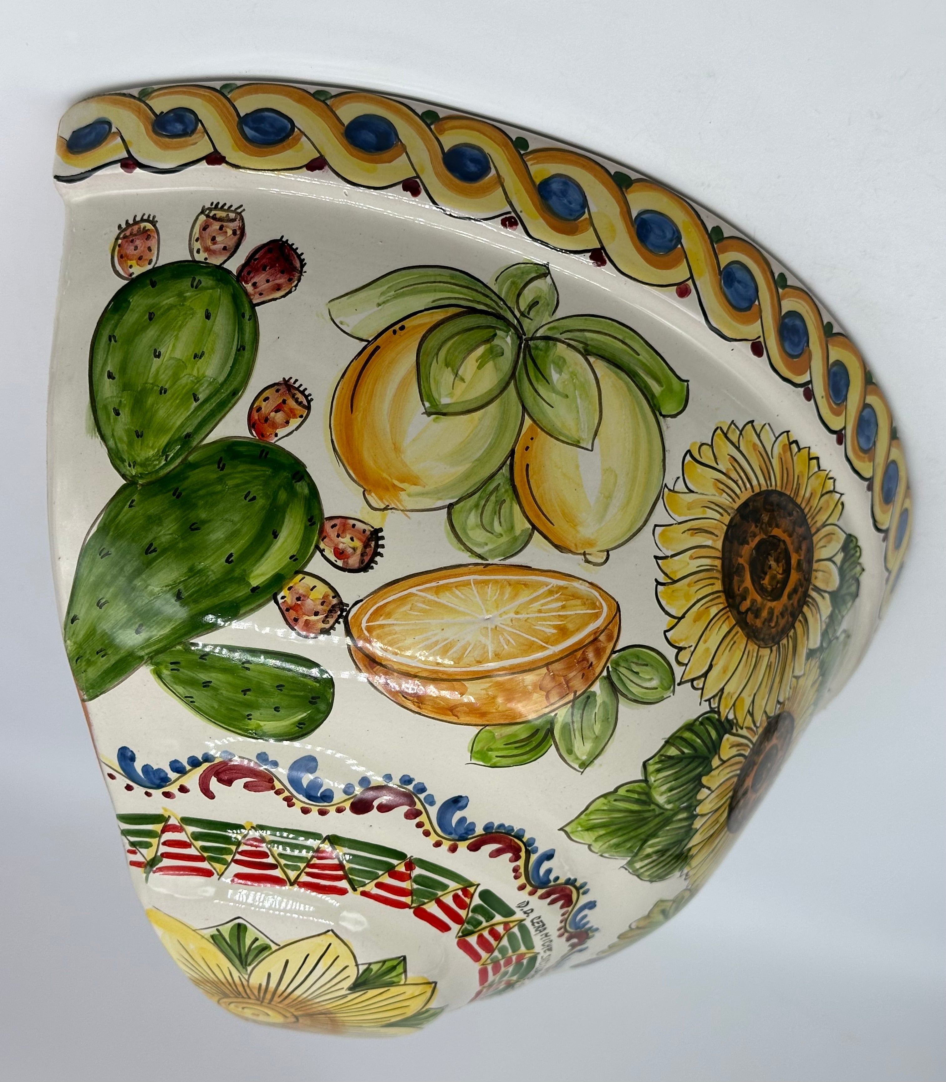 Gerla Fioriera da Muro cm H.32 L.20 Ceramica Caltagirone decorata a mano V.1 - MADE IN SICILY