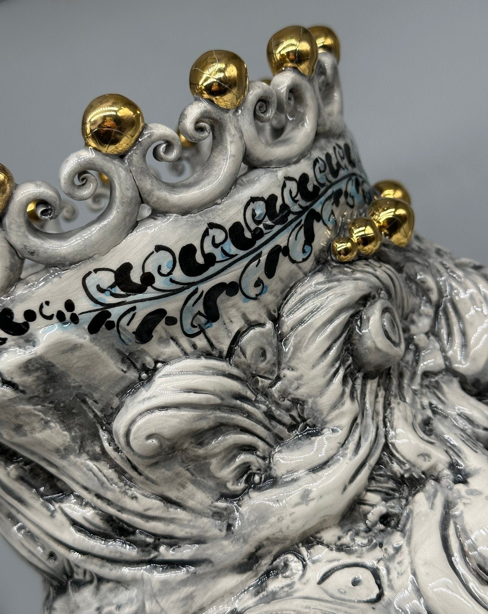 Gufo Portafortuna Ceramica Caltagirone cm H.46 L.30 Artigianale Decorato - DD CERAMICHE SICILIANE