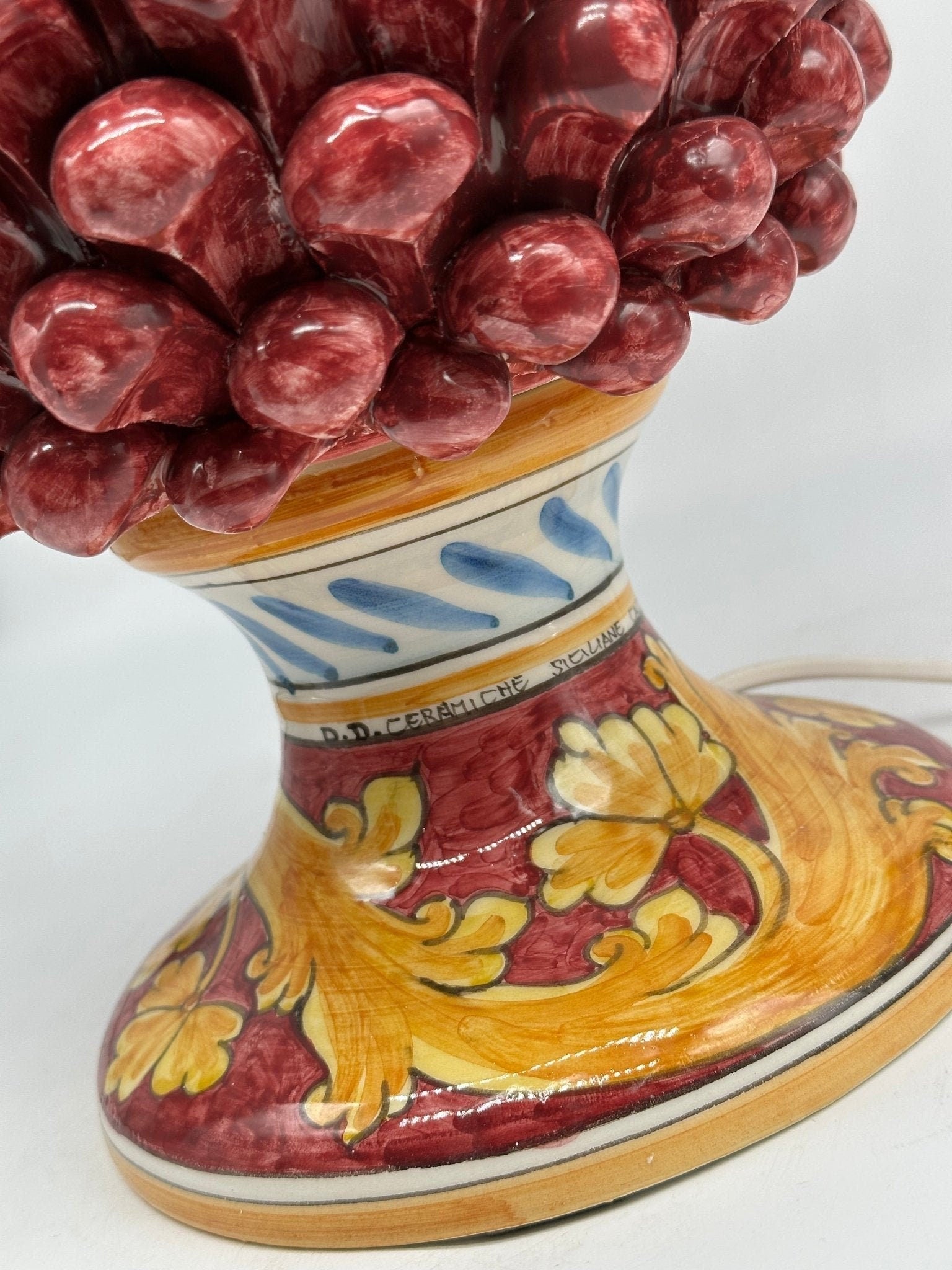 Lampada Pigna Ceramica Caltagirone cm H.40 Artigianale Bordeaux Base Decorata - DD CERAMICHE SICILIANE