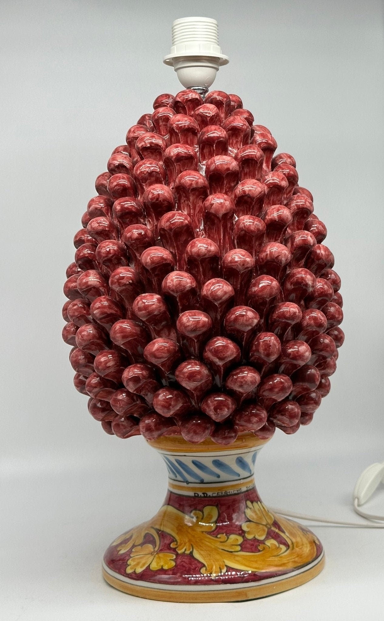 Lampada Pigna Ceramica Caltagirone cm H.40 Artigianale Bordeaux Base Decorata - DD CERAMICHE SICILIANE