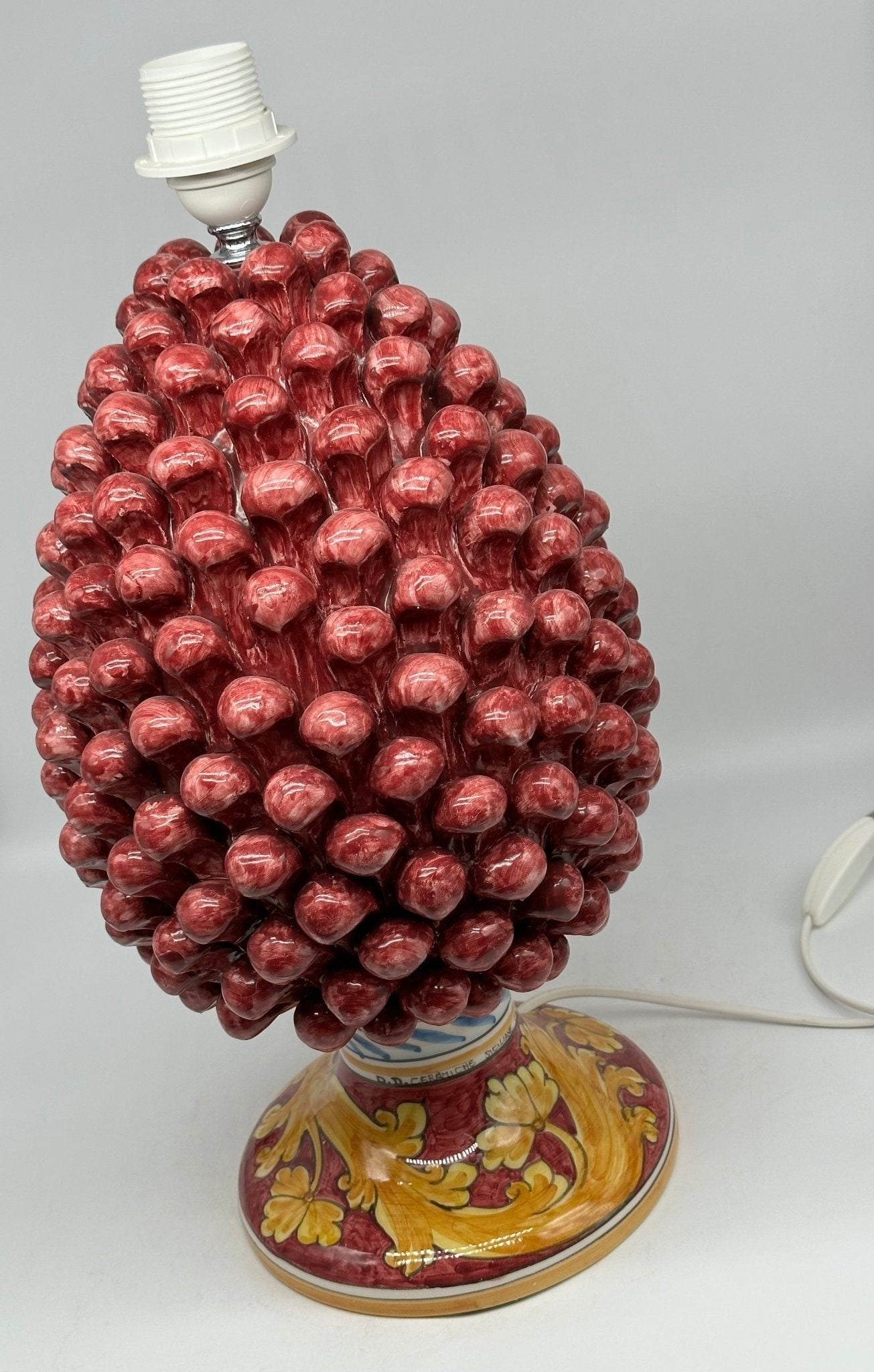 Lampada Pigna Ceramica Caltagirone cm H.40 Artigianale Bordeaux Base Decorata - DD CERAMICHE SICILIANE