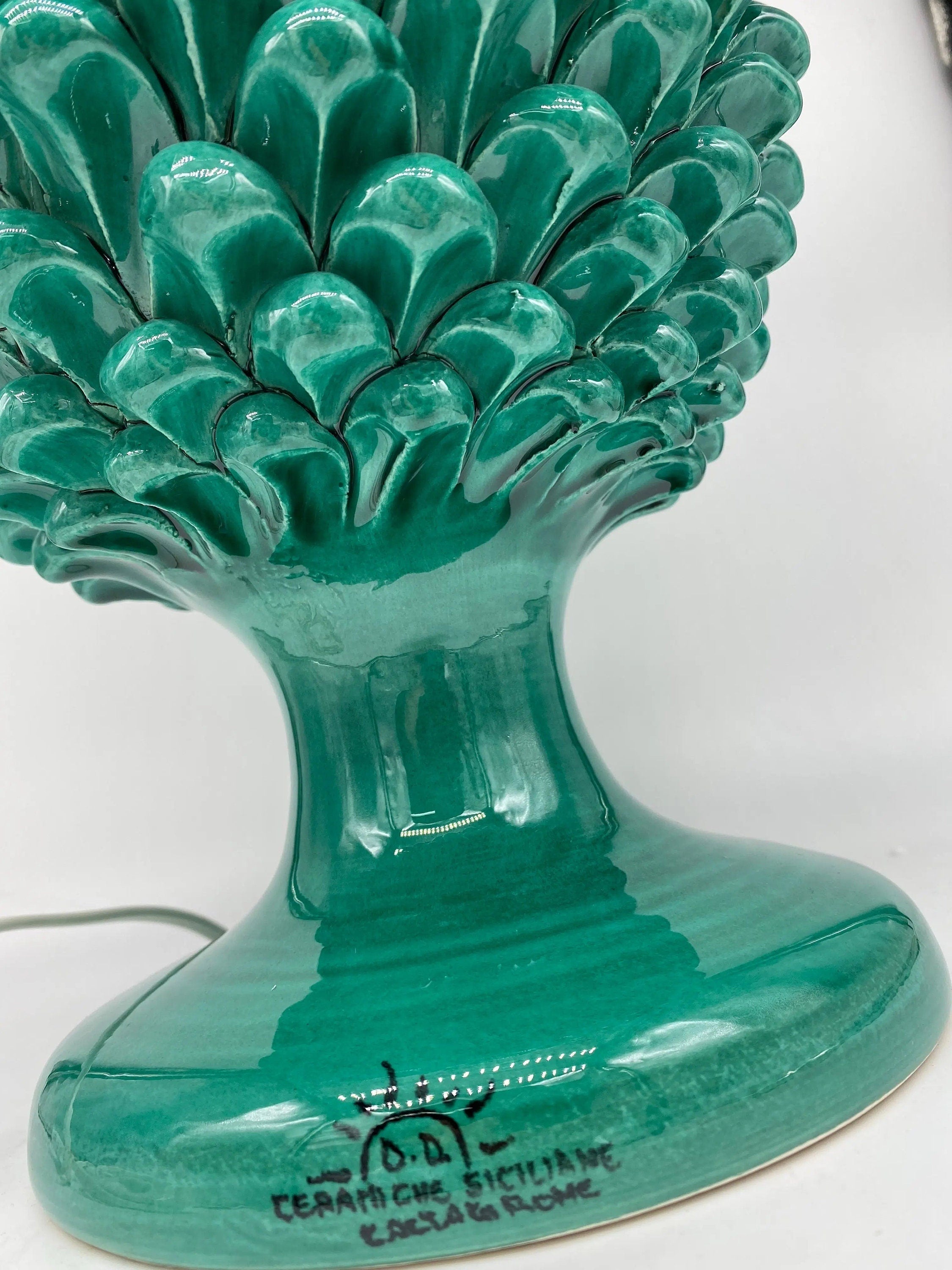 Lampada Pigna Ceramica Caltagirone cm H.40 Artigianale Verde Cristallo Base Decorata DD CERAMICHE SICILIANE