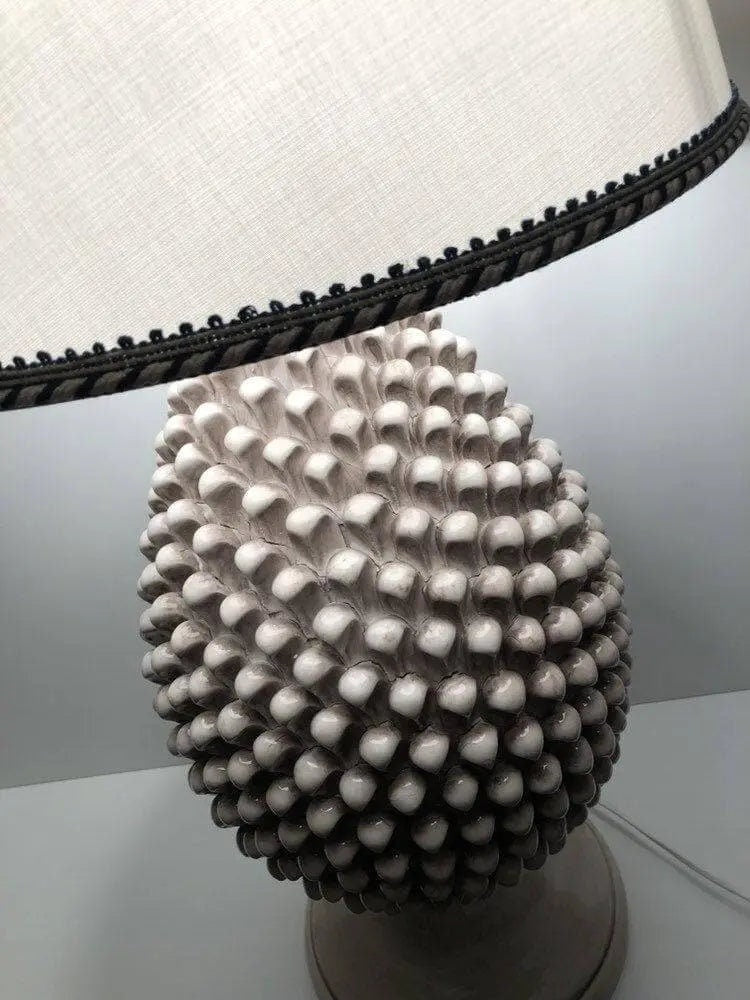 Lampada Pigna Ceramica Caltagirone cm H.50 Artigianale Beige Écru DD CERAMICHE SICILIANE
