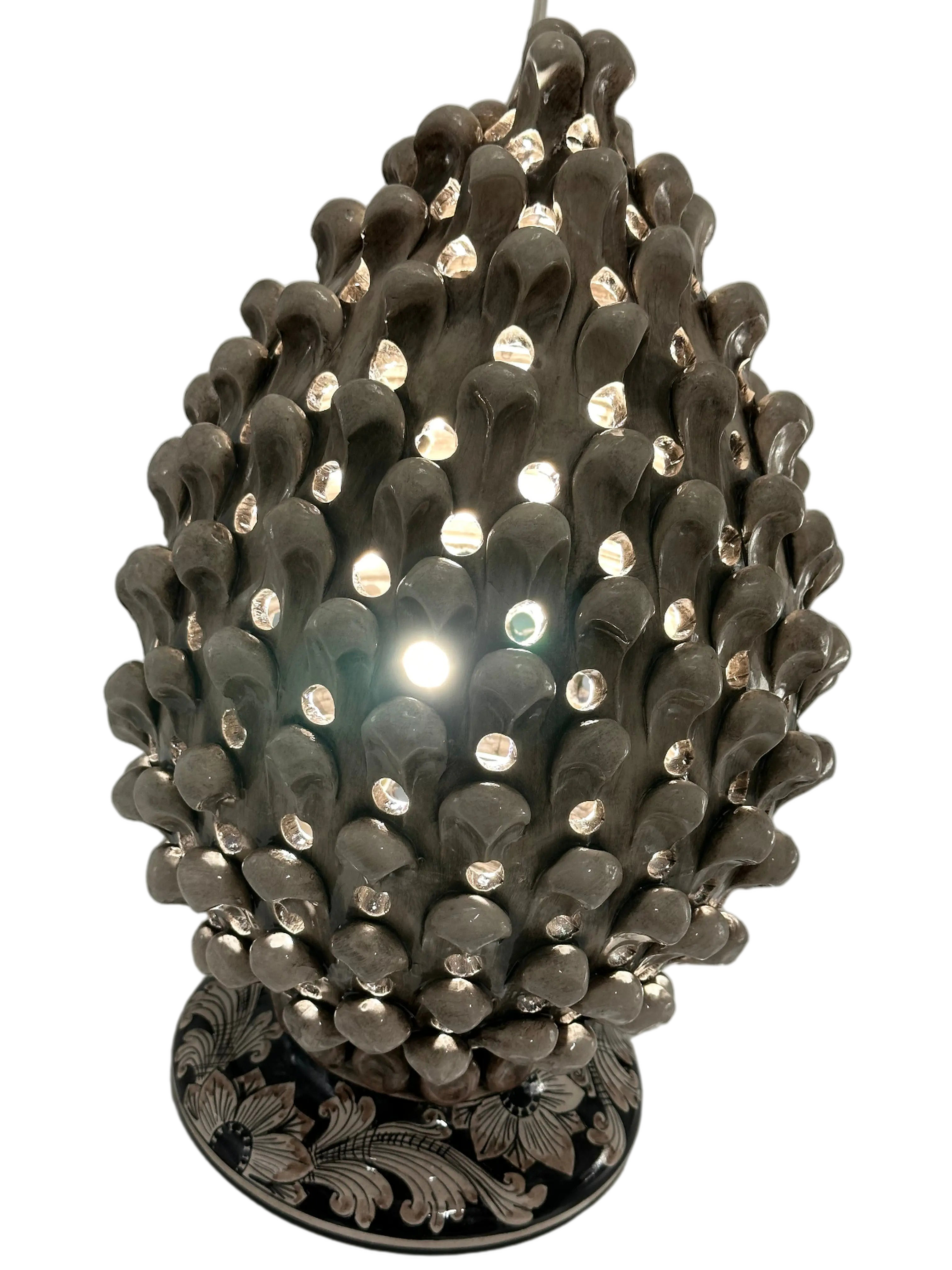 Lampada Pigna Gigante traforata Ceramica Caltagirone cm H.45 L.28 Artigianale Beige Écru Base Decorata DD CERAMICHE SICILIANE