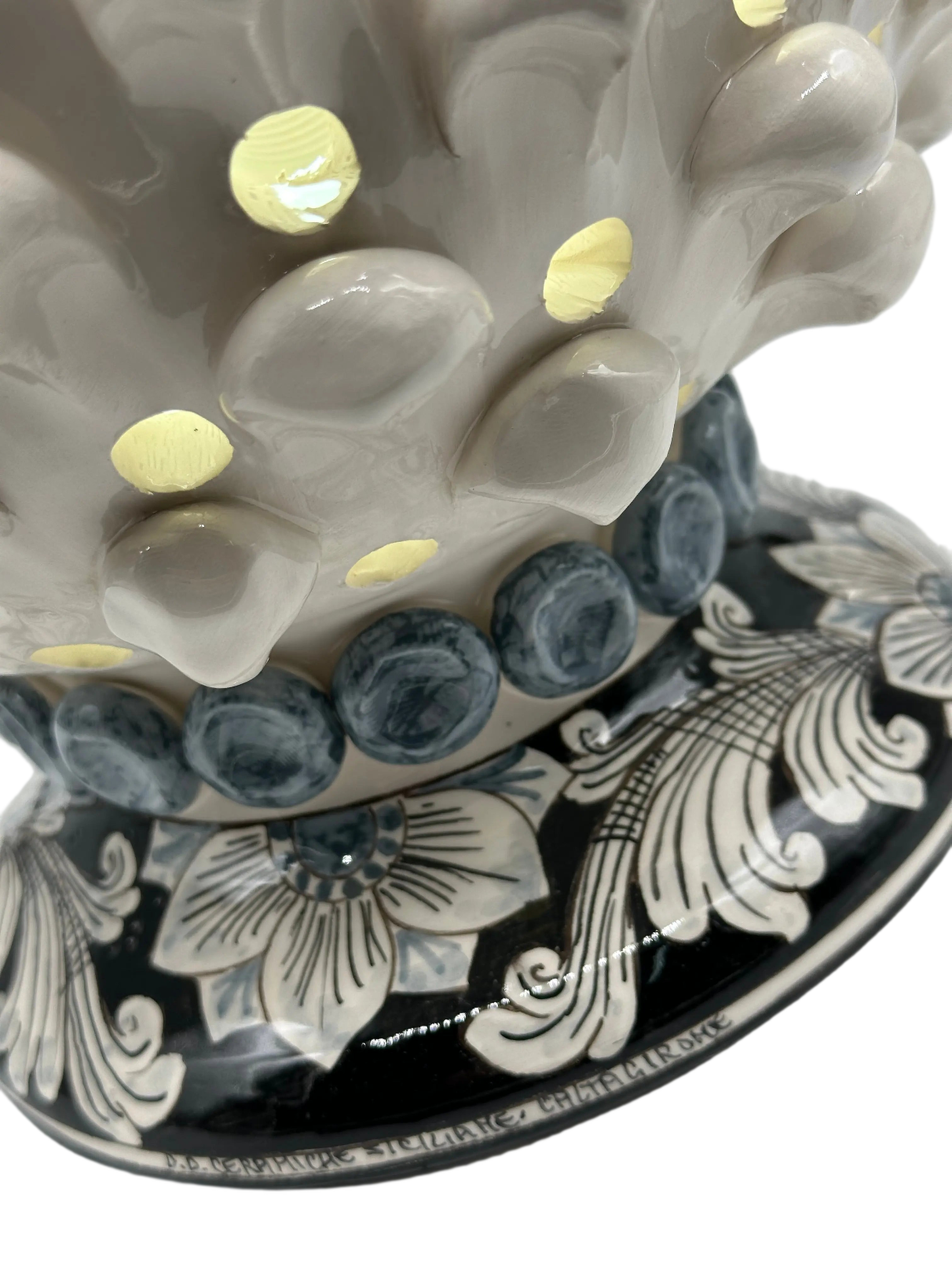 Lampada Pigna Gigante traforata Ceramica Caltagirone cm H.45 L.28 Artigianale Bianco Base Decorata DD CERAMICHE SICILIANE
