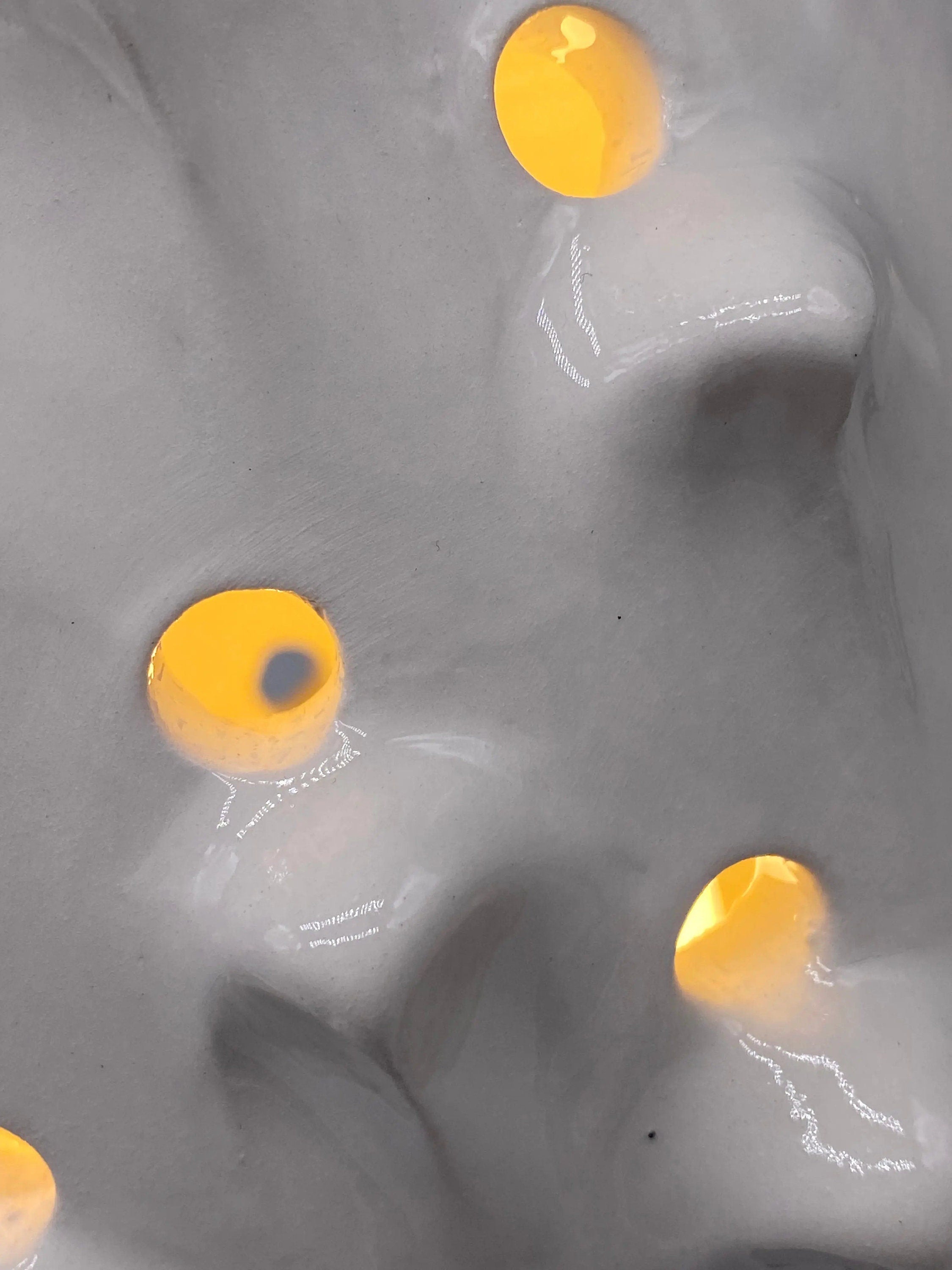 Lampada Pigna traforata Ceramica Caltagirone cm H.35 L.23 Artigianale Bianco DD CERAMICHE SICILIANE